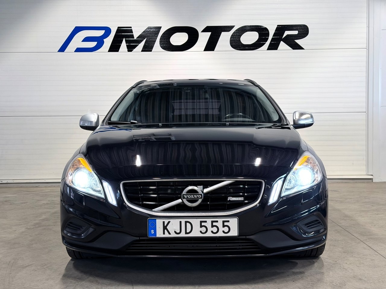 Volvo V60 D2 Powershift R-Design Euro 5 2013, bild 2/10