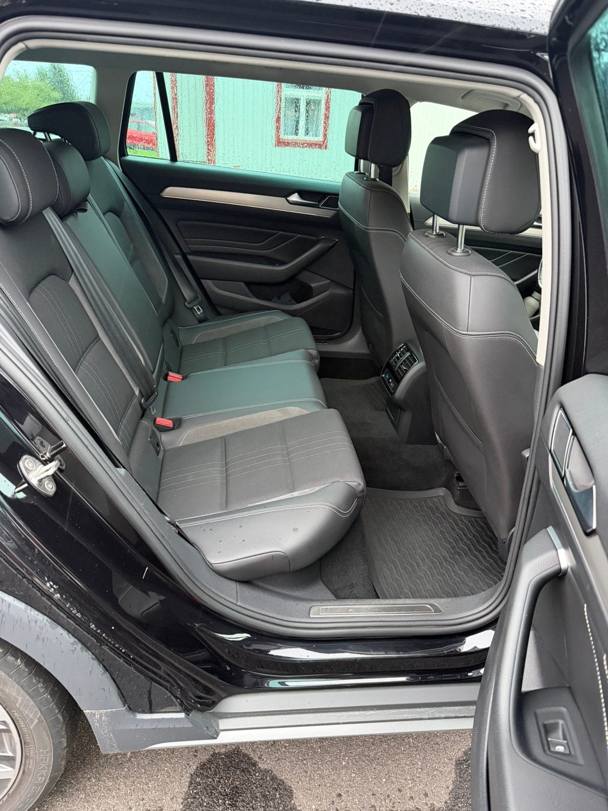Volkswagen Passat 2020, bild 6/9