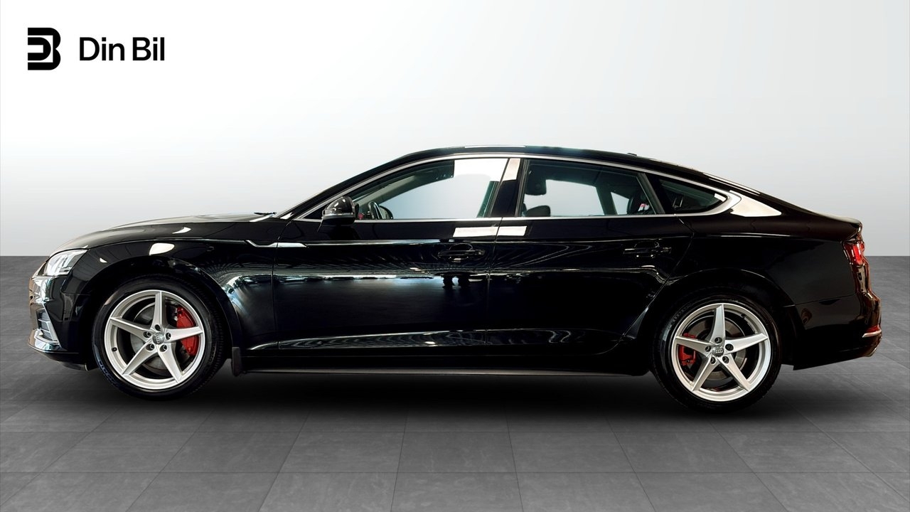 Audi A5 2018, bild 2/15