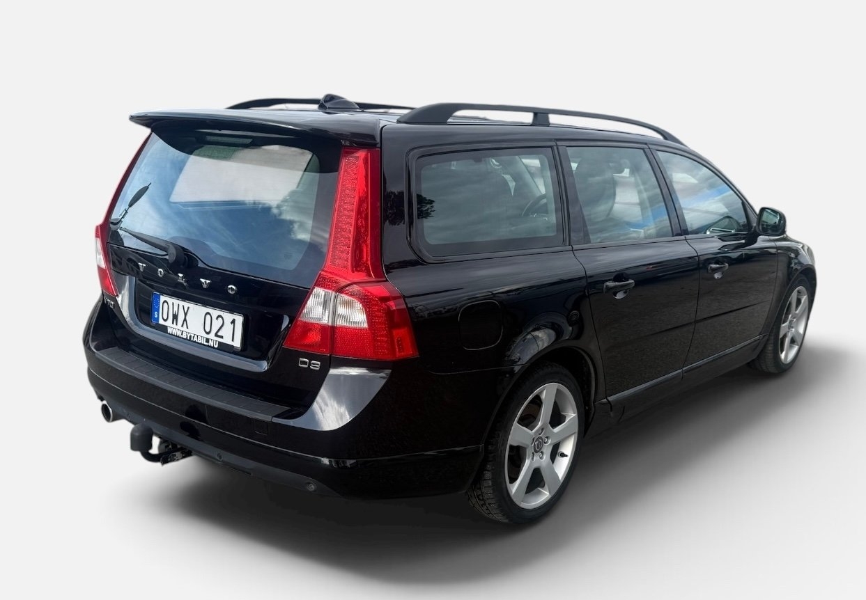 Volvo V70 D3 R-Design Euro 5 2011, kuva 6/10
