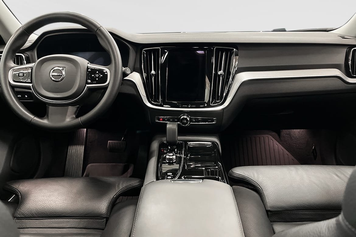 Volvo V60 T6 Plus Dark Edition 2025, bild 5/10