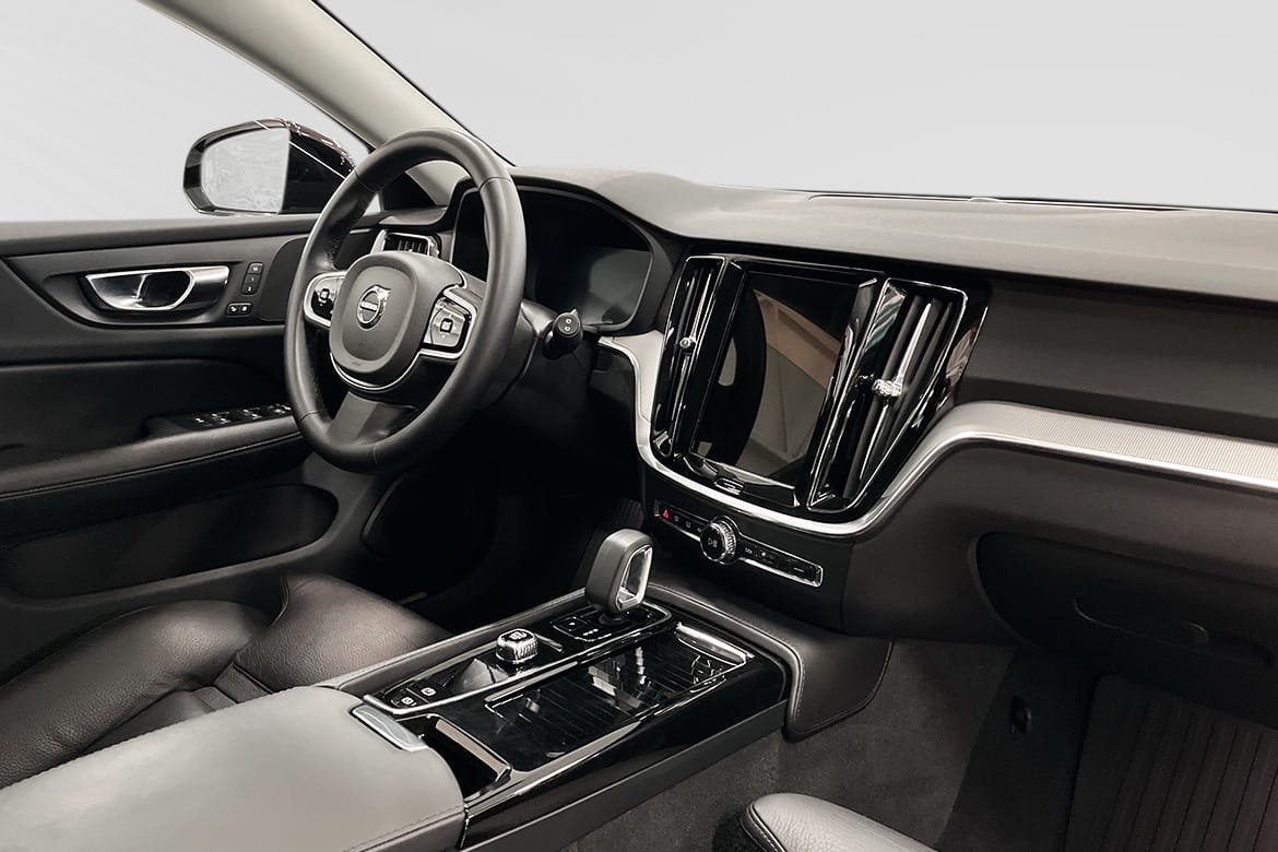 Volvo V60 T6 Plus Dark Edition 2025, bild 6/10