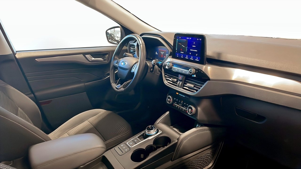 Ford Kuga Titanium Plug-In Hybrid 225hk 2021, bild 3/17