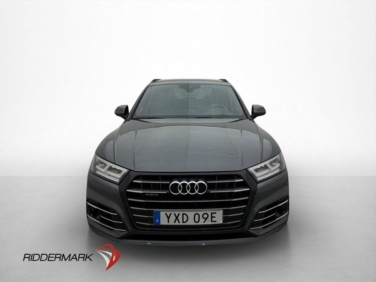 Audi Q5 55 TFSI e Q S Line Luftfjädring 2020, kuva 2/34