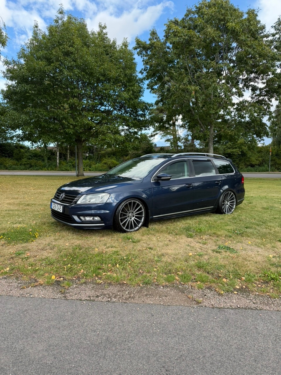 Volkswagen Passat 2014, bild 2/5