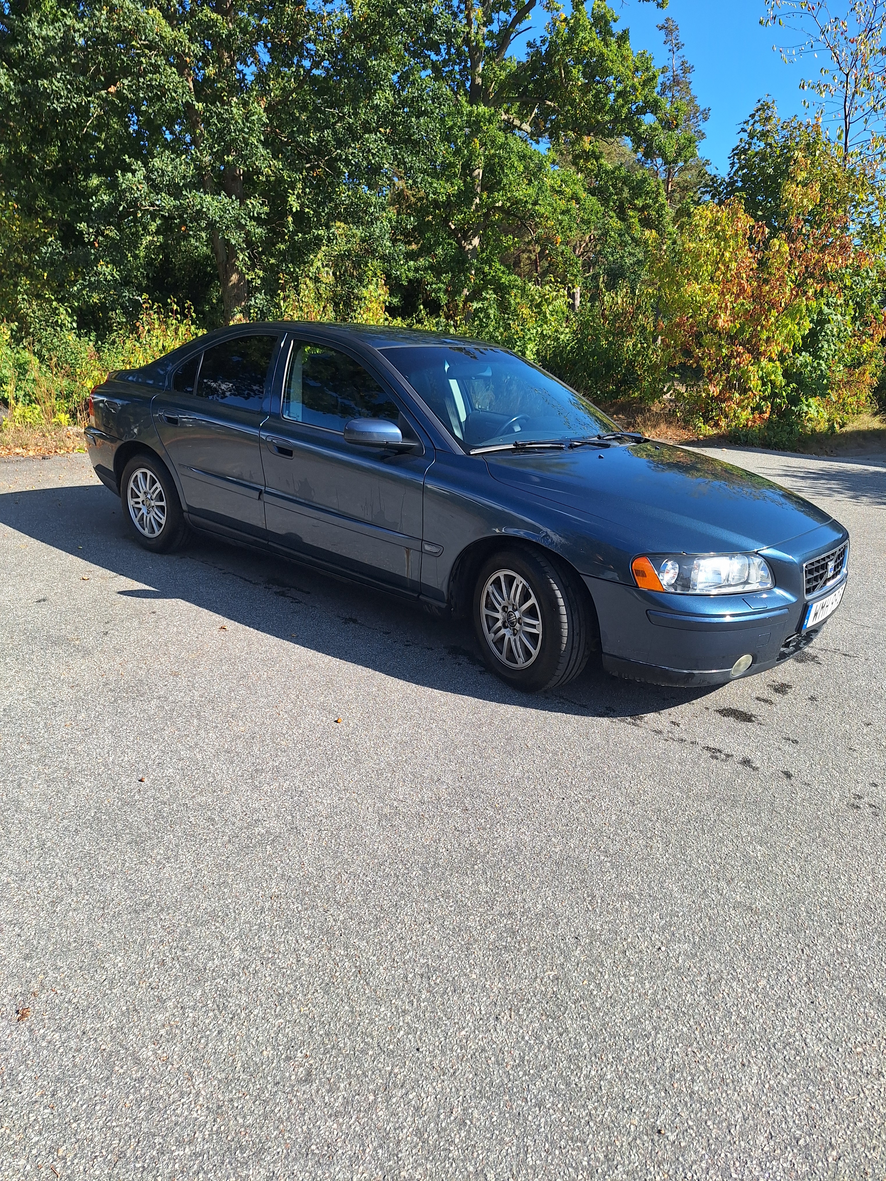 Volvo S60 2.4 Manuell 2005, bild 2/4