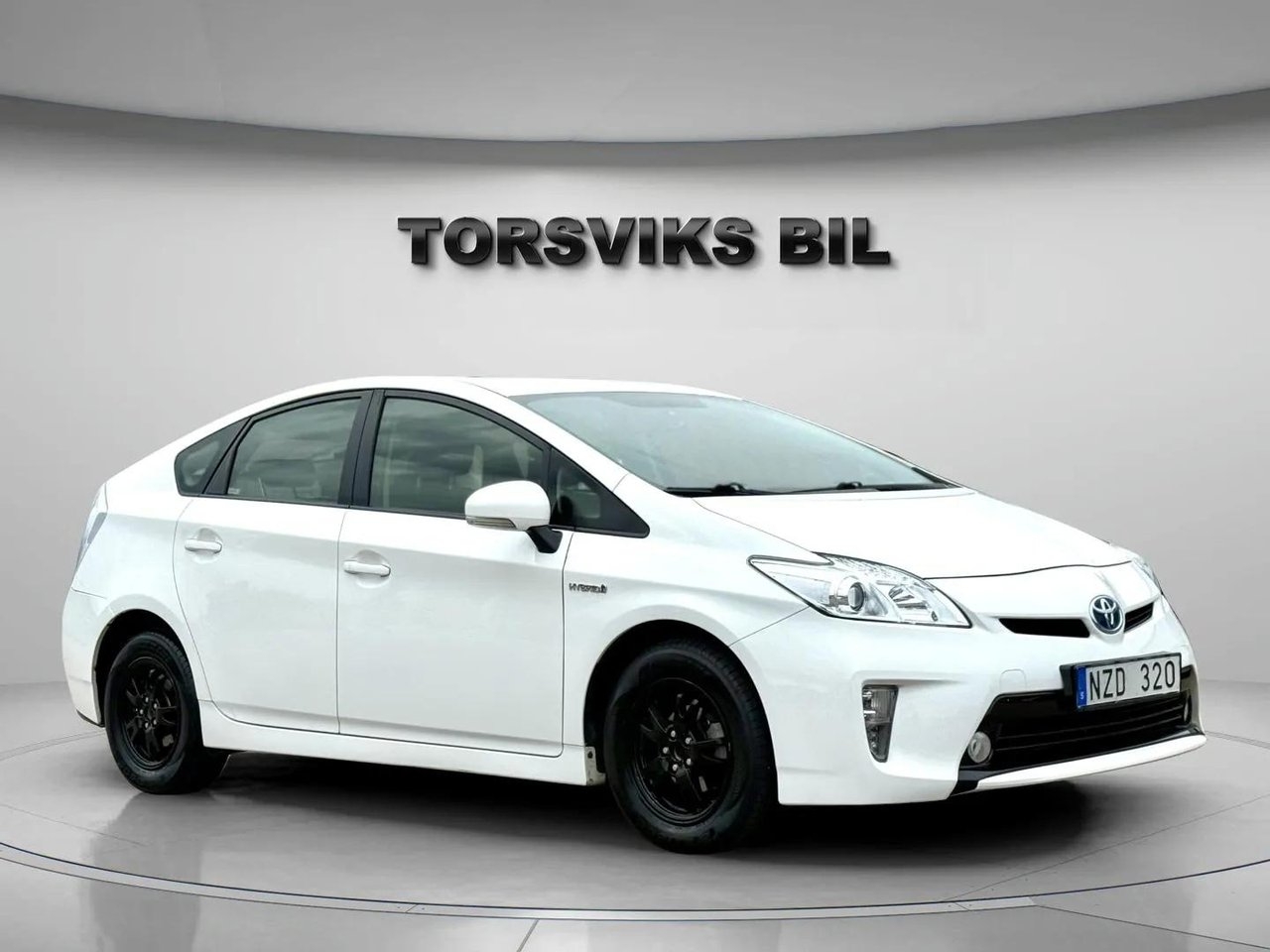 Toyota Prius Hybrid CVT 2013, bild 7/10