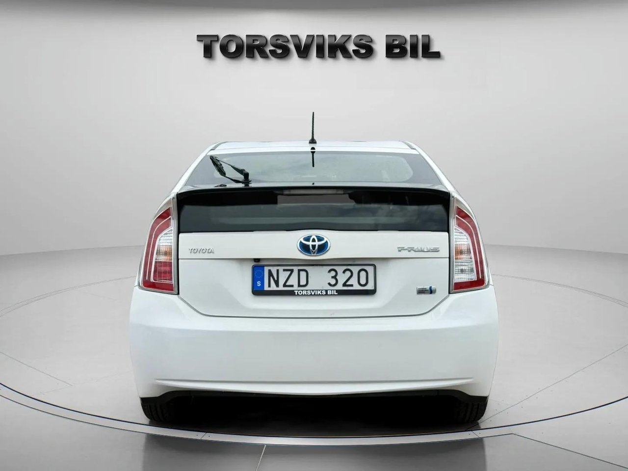 Toyota Prius Hybrid CVT 2013, bild 4/10