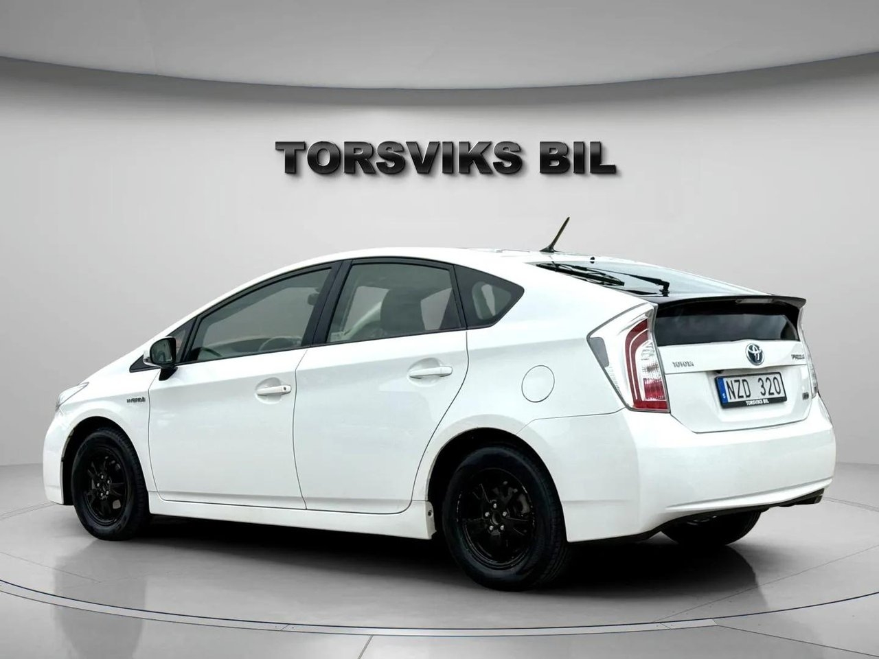Toyota Prius Hybrid CVT 2013, bild 3/10
