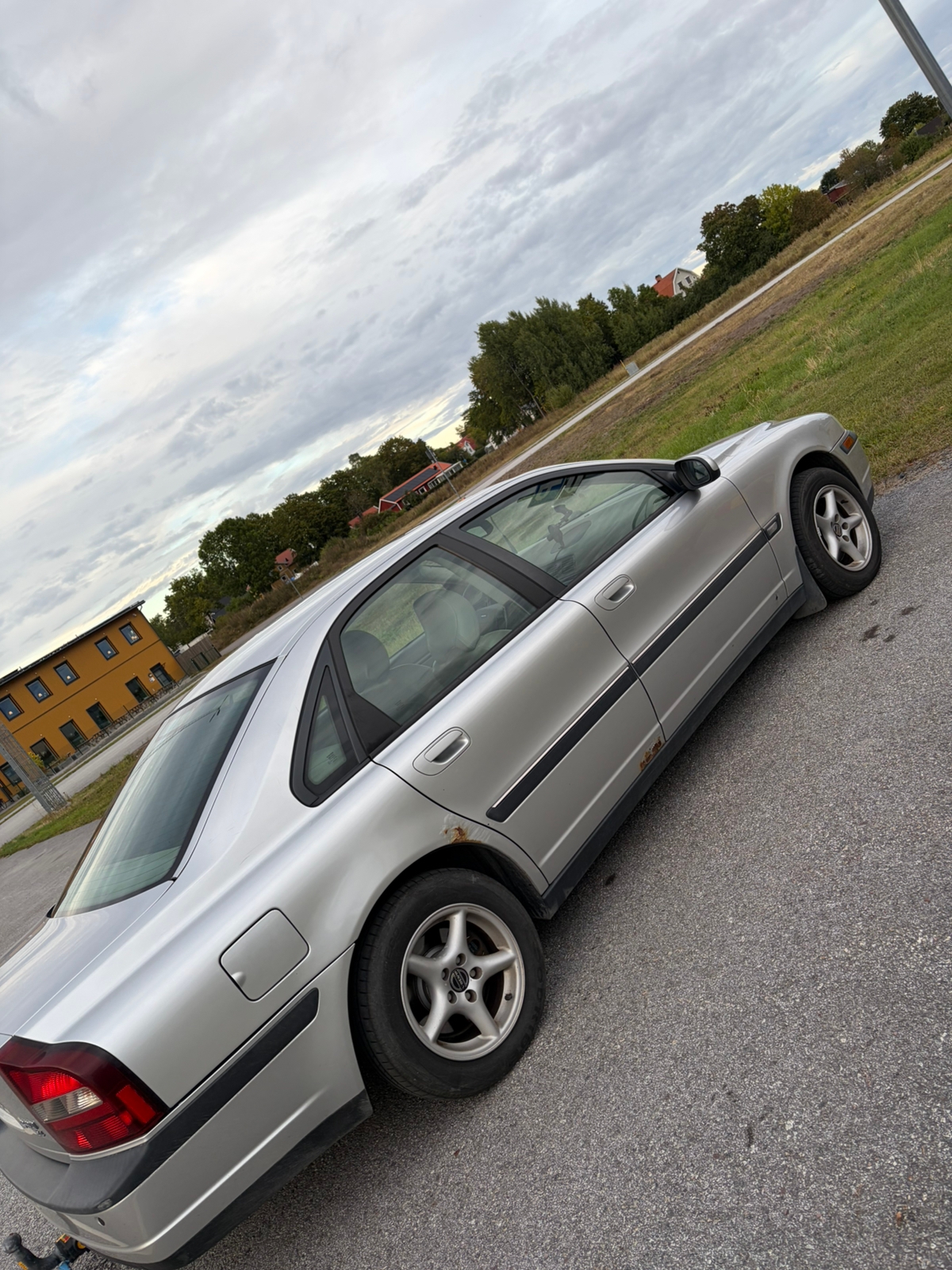 Volvo S80 2.4i Manuell 2000, kuva 4/5
