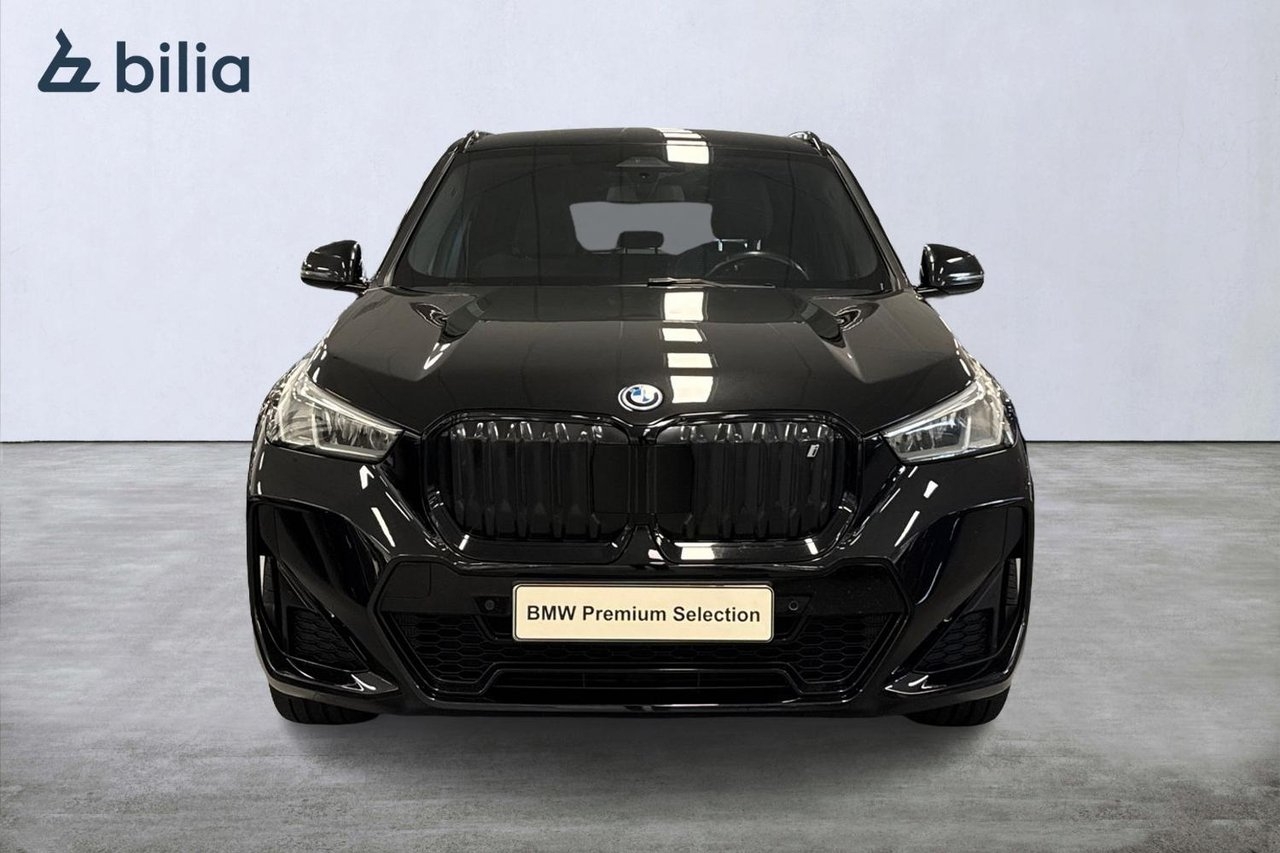 BMW iX1 xDrive 30 M-Sport 2023, bild 5/10