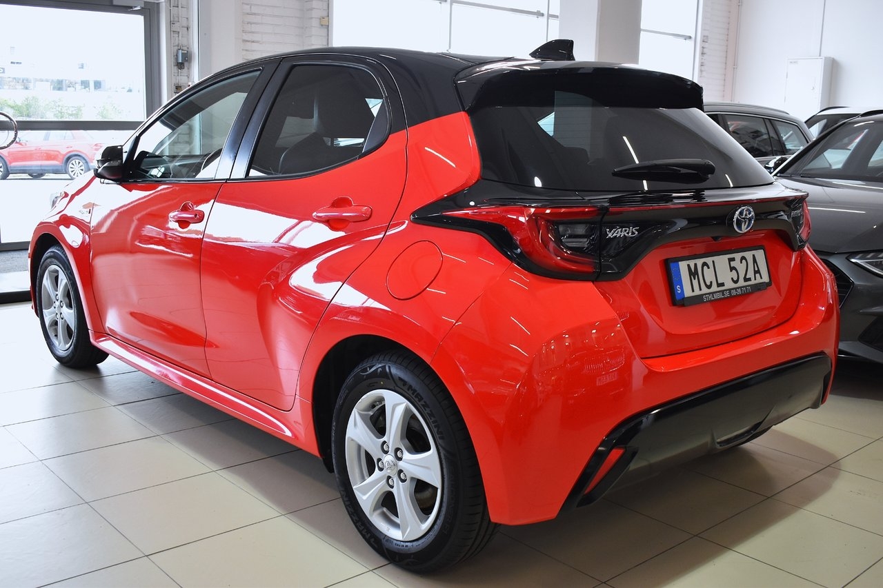 Toyota Yaris Hybrid CVT Premiere Edition 2021, bild 3/10