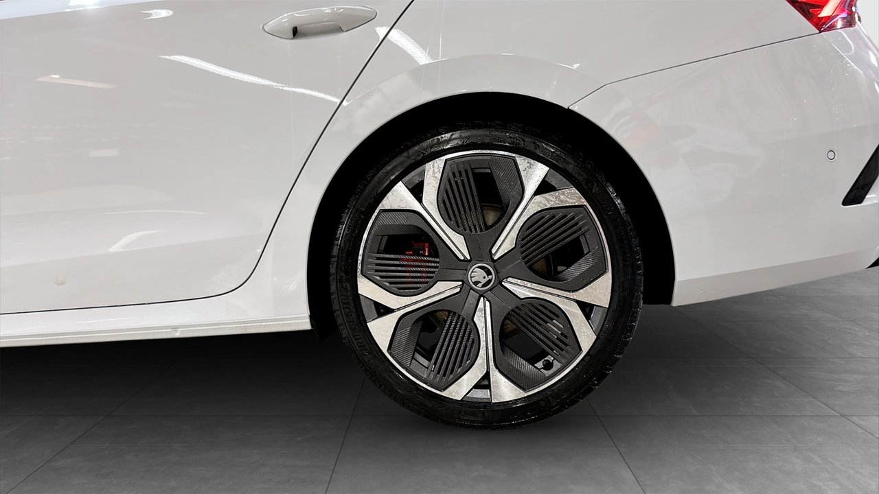 Skoda Octavia RS Explore Edition 2027, bild 4/10