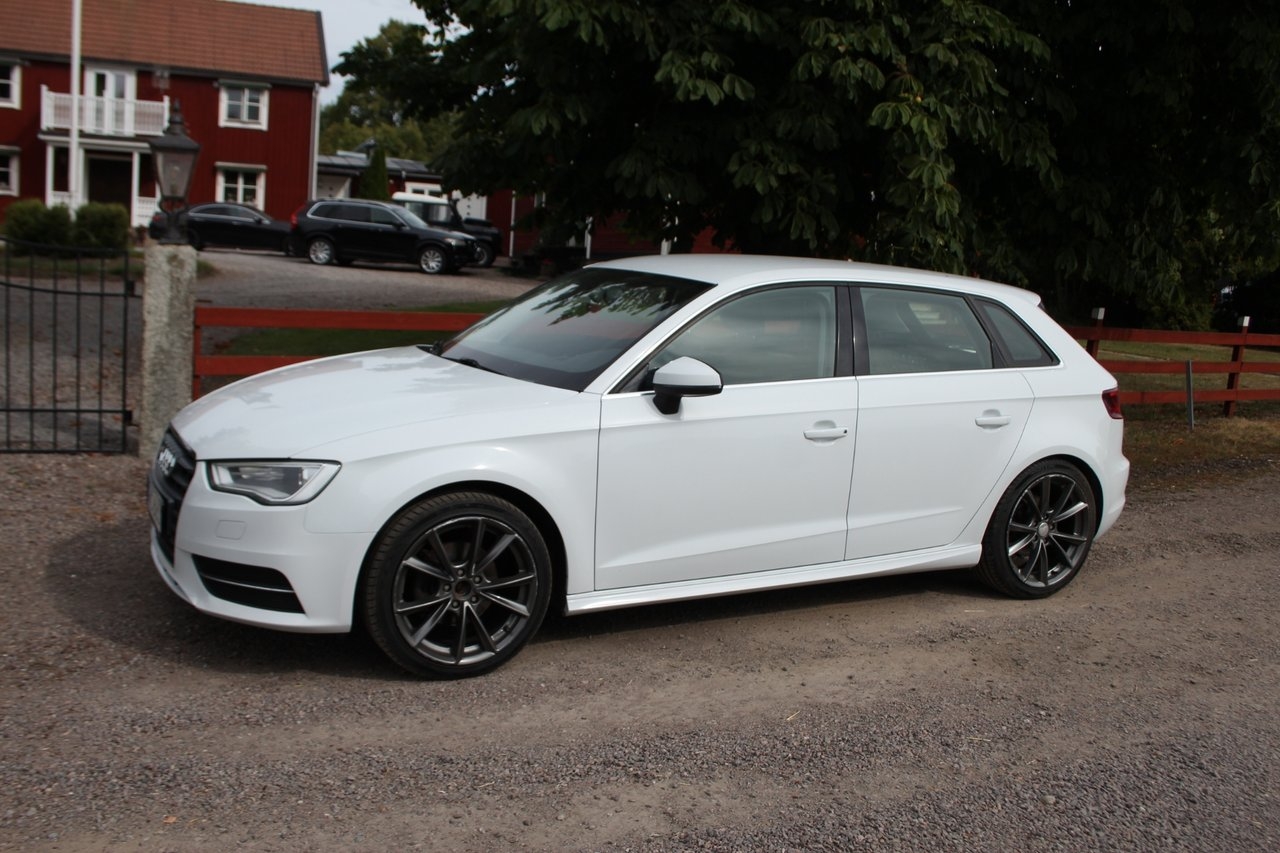 Audi A3 2015, bild 2/6