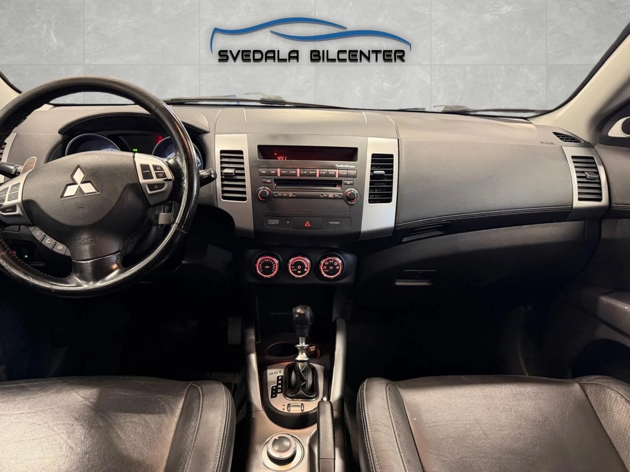 Mitsubishi Outlander 2010, bild 7/10