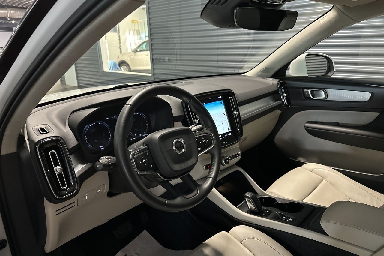 Volvo XC40 2018, bild 7/10