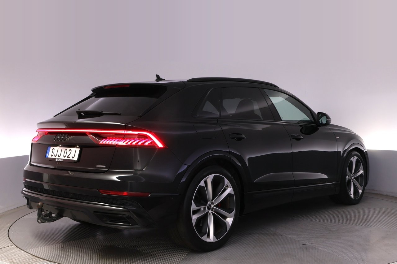Audi Q8 2023, photo 5/10