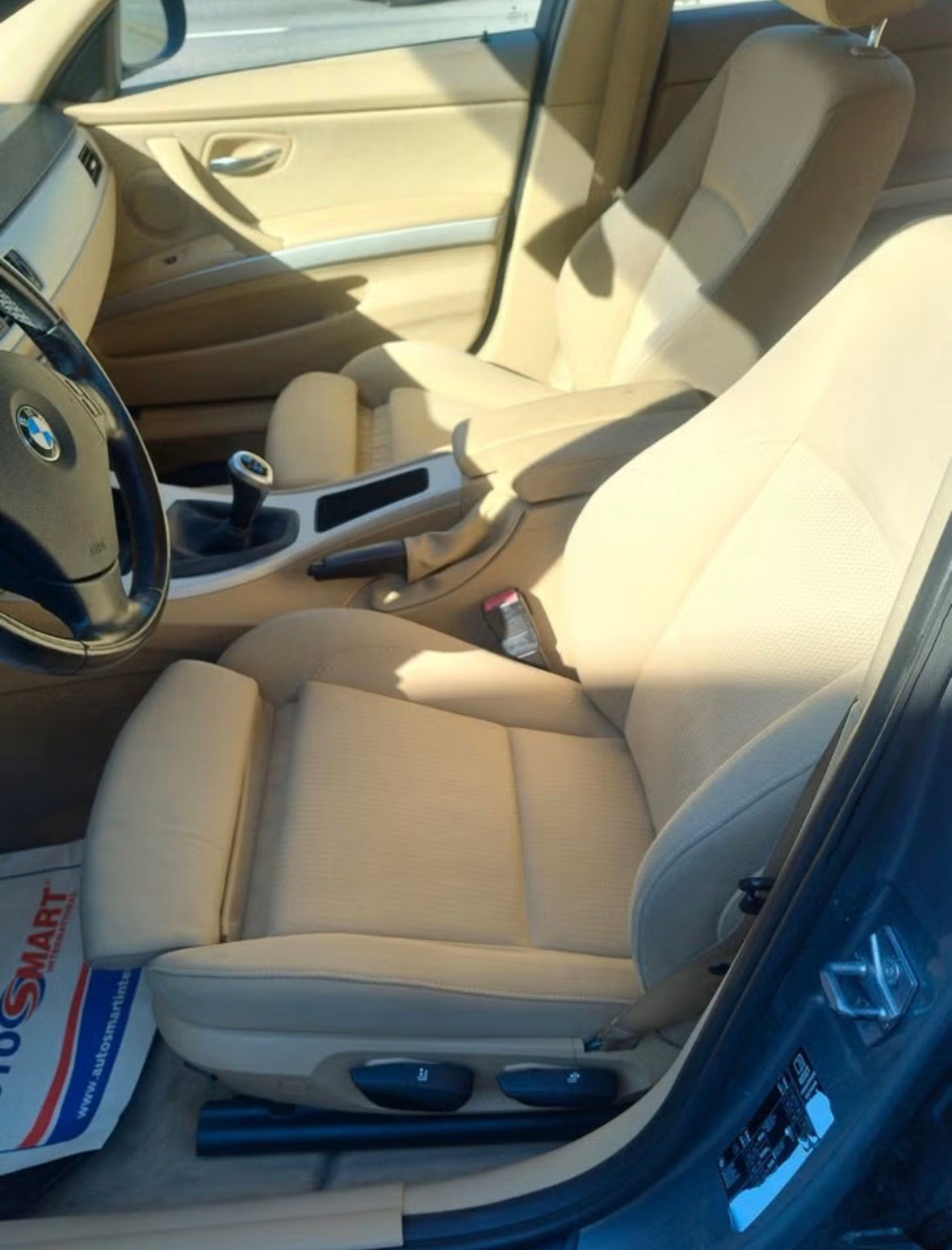 BMW 320 d xDrive Sedan Manuell 2011, kuva 5/10