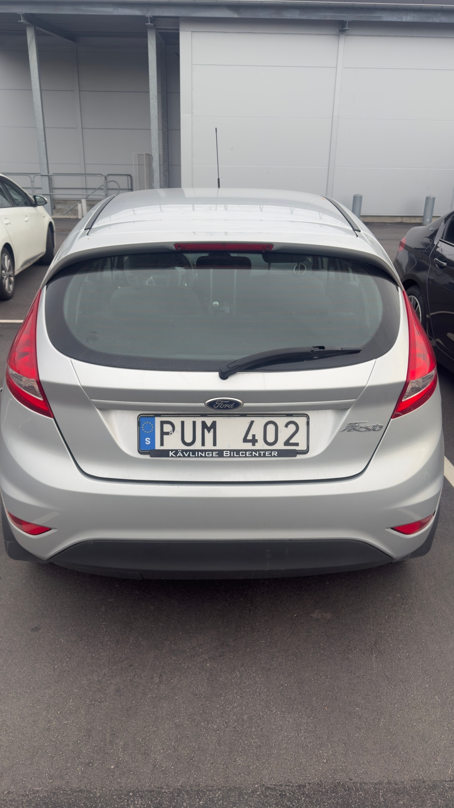 Ford Fiesta 5-dörrar 1.4 TDCi Manuell 2012, bild 2/3