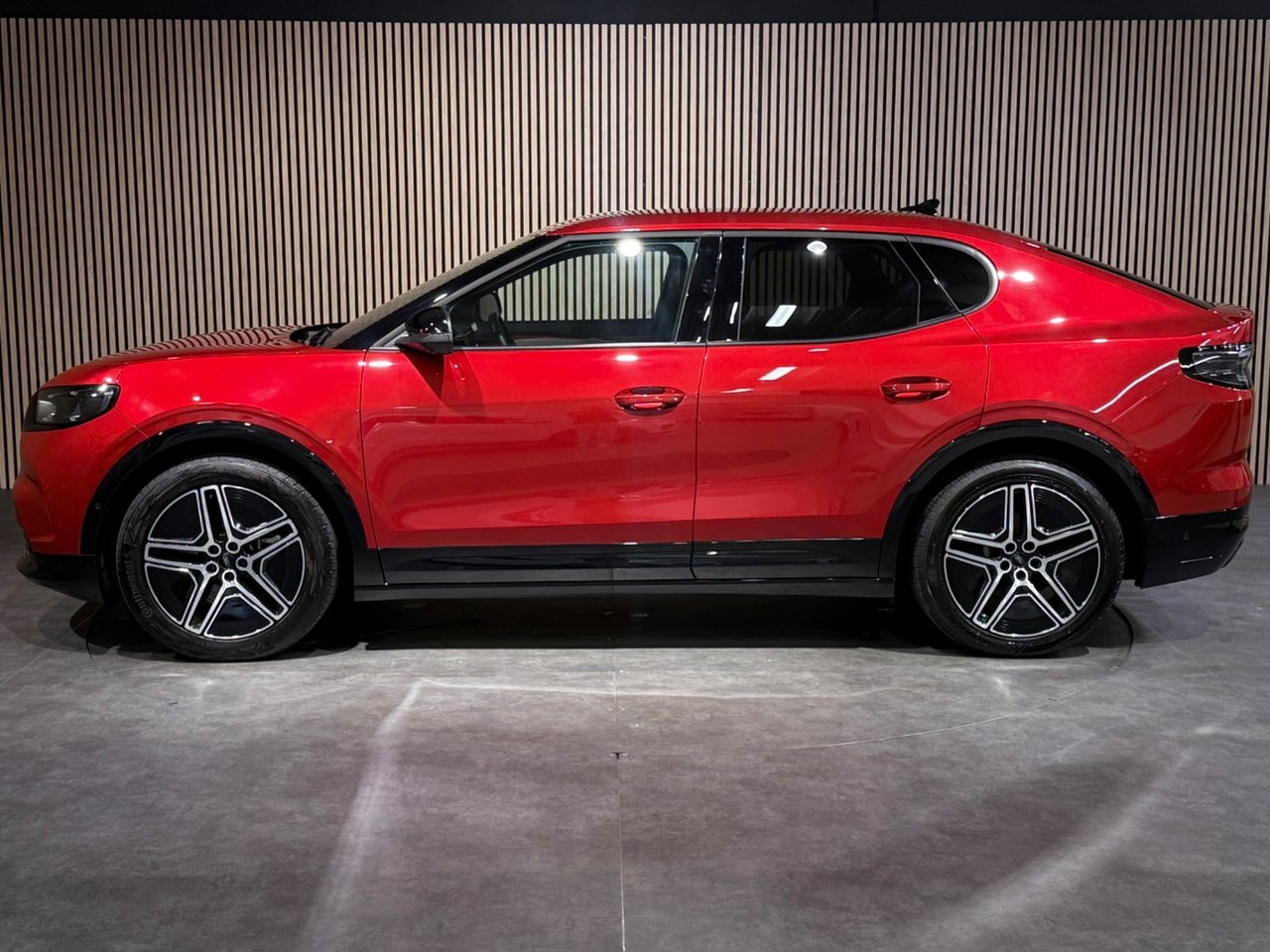 Ford Capri Extended Range AWD 2025, bild 7/10