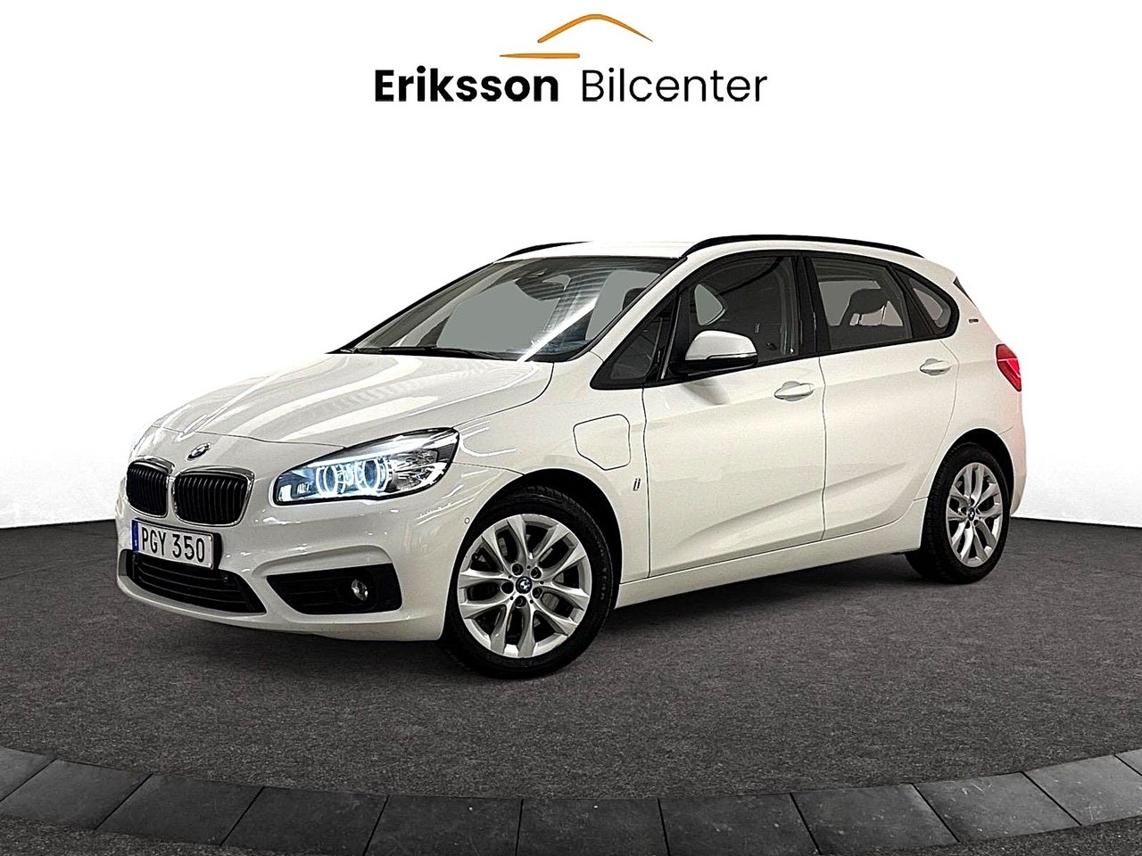 BMW 225