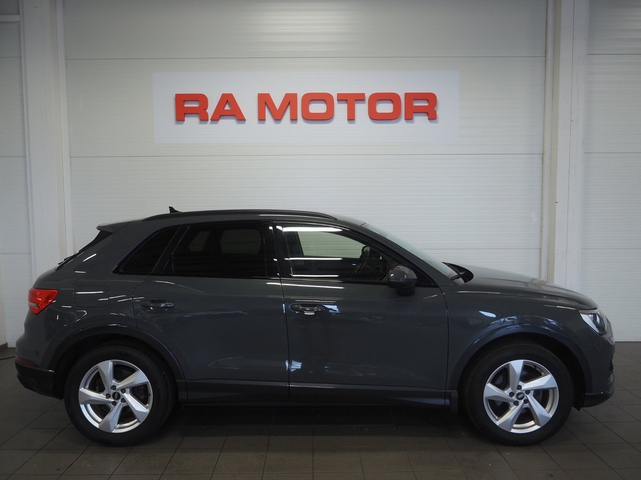 Audi Q3 35 TFSI 150hk MHEV Proline Adv 2022, bild 4/10