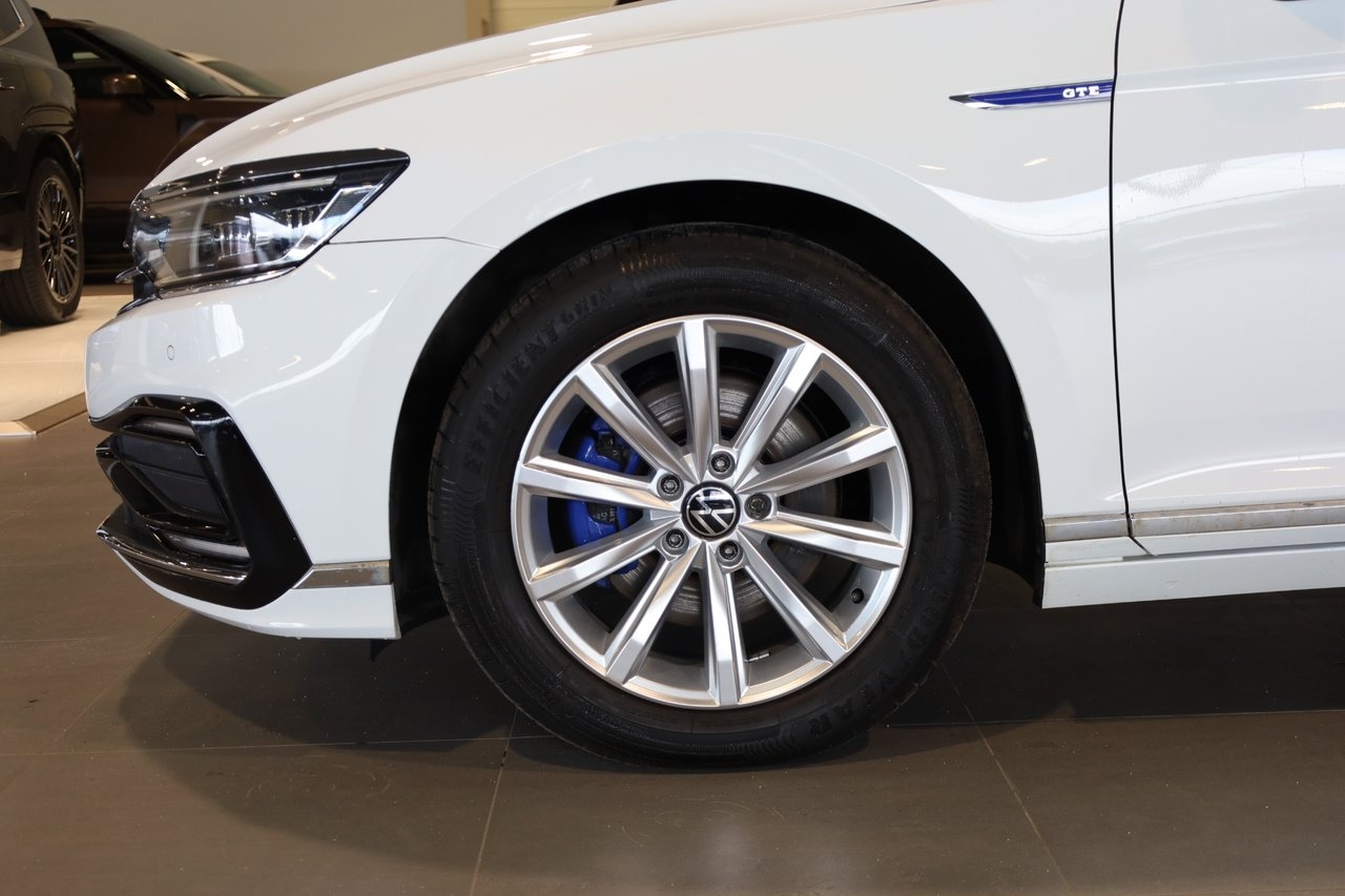 Volkswagen Passat 2022, bild 7/31