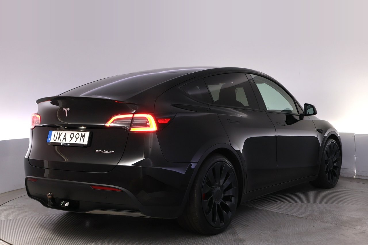 Tesla Model Y Performance Drag Autopilot 2023, bild 5/10