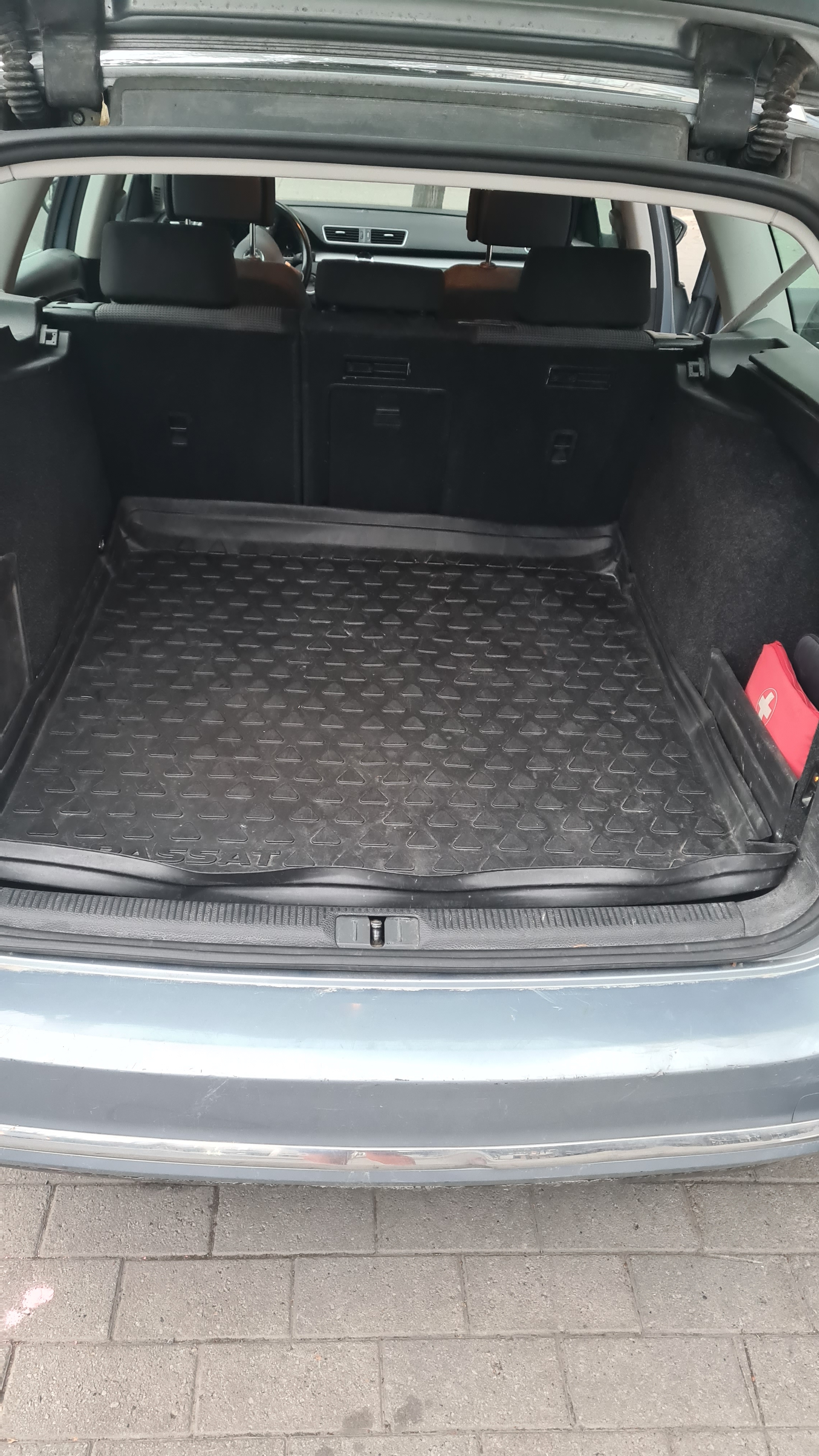 Volkswagen Passat 2012, bild 3/8