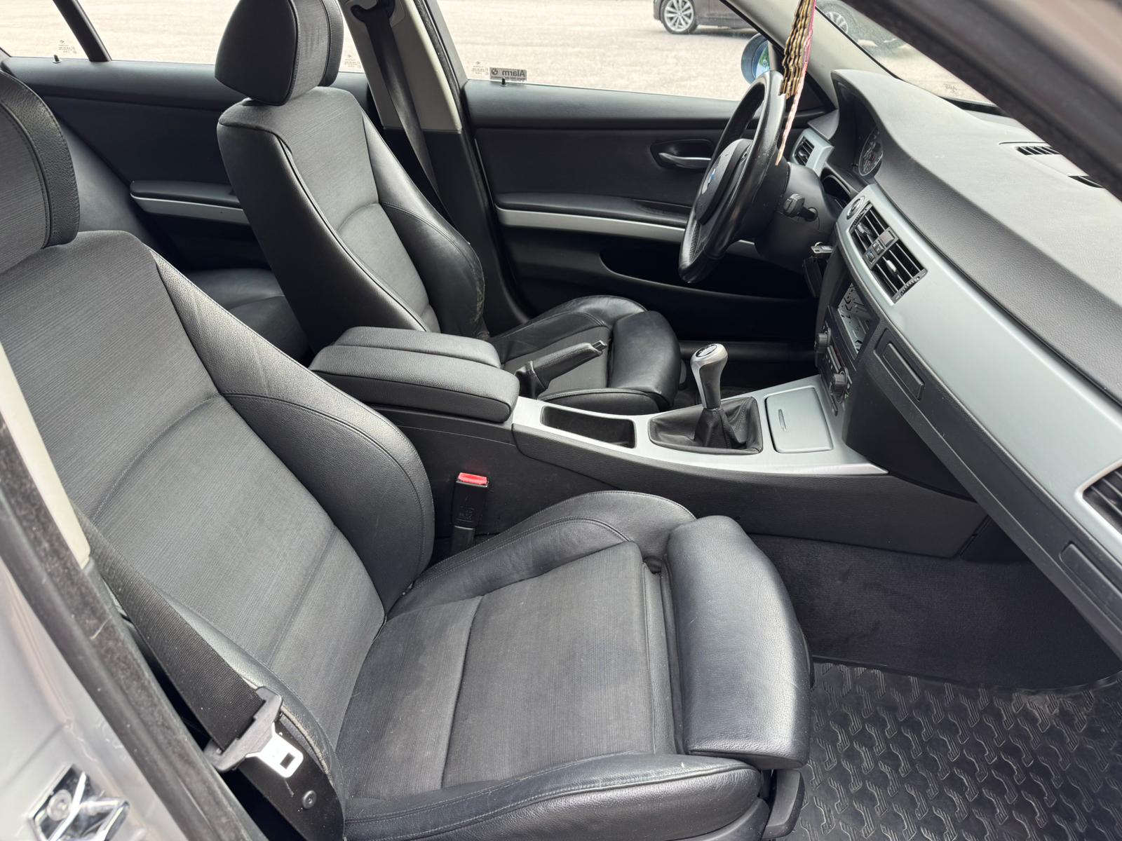 BMW 325 i Sedan Manuell 2006, kuva 3/3