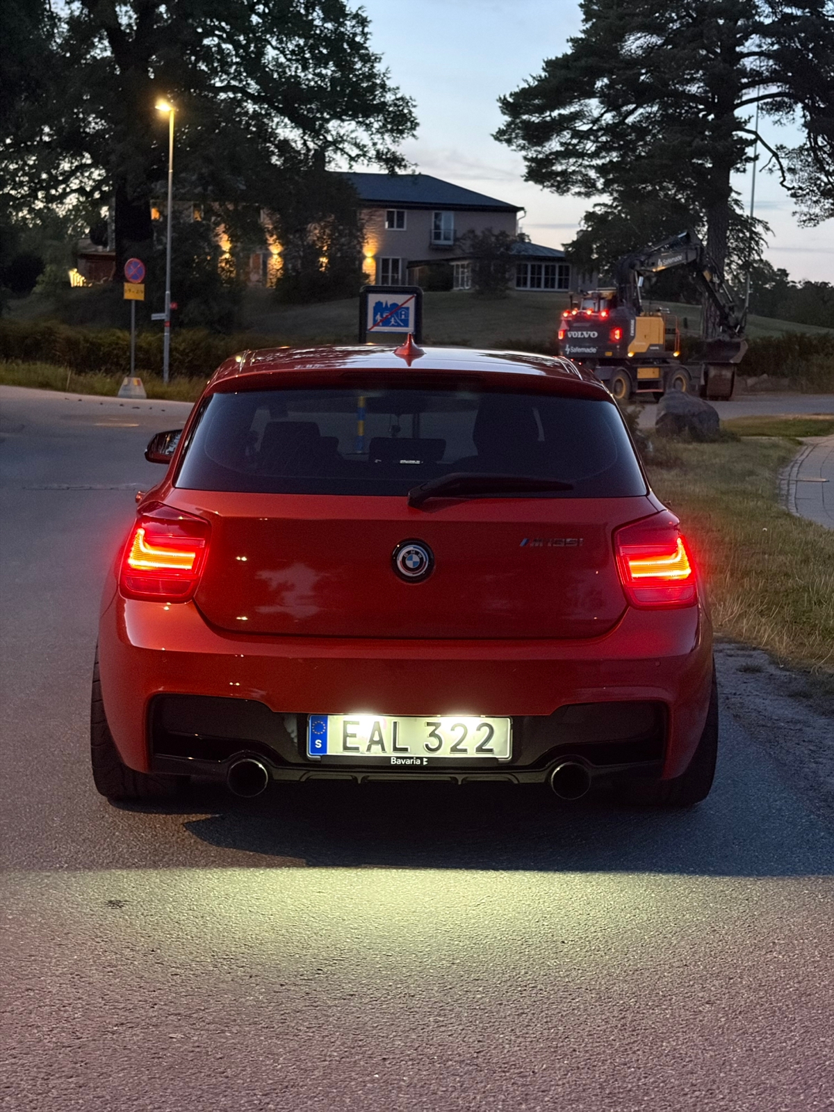 BMW M135i 5-dörrars Manuell 2014, bild 2/6