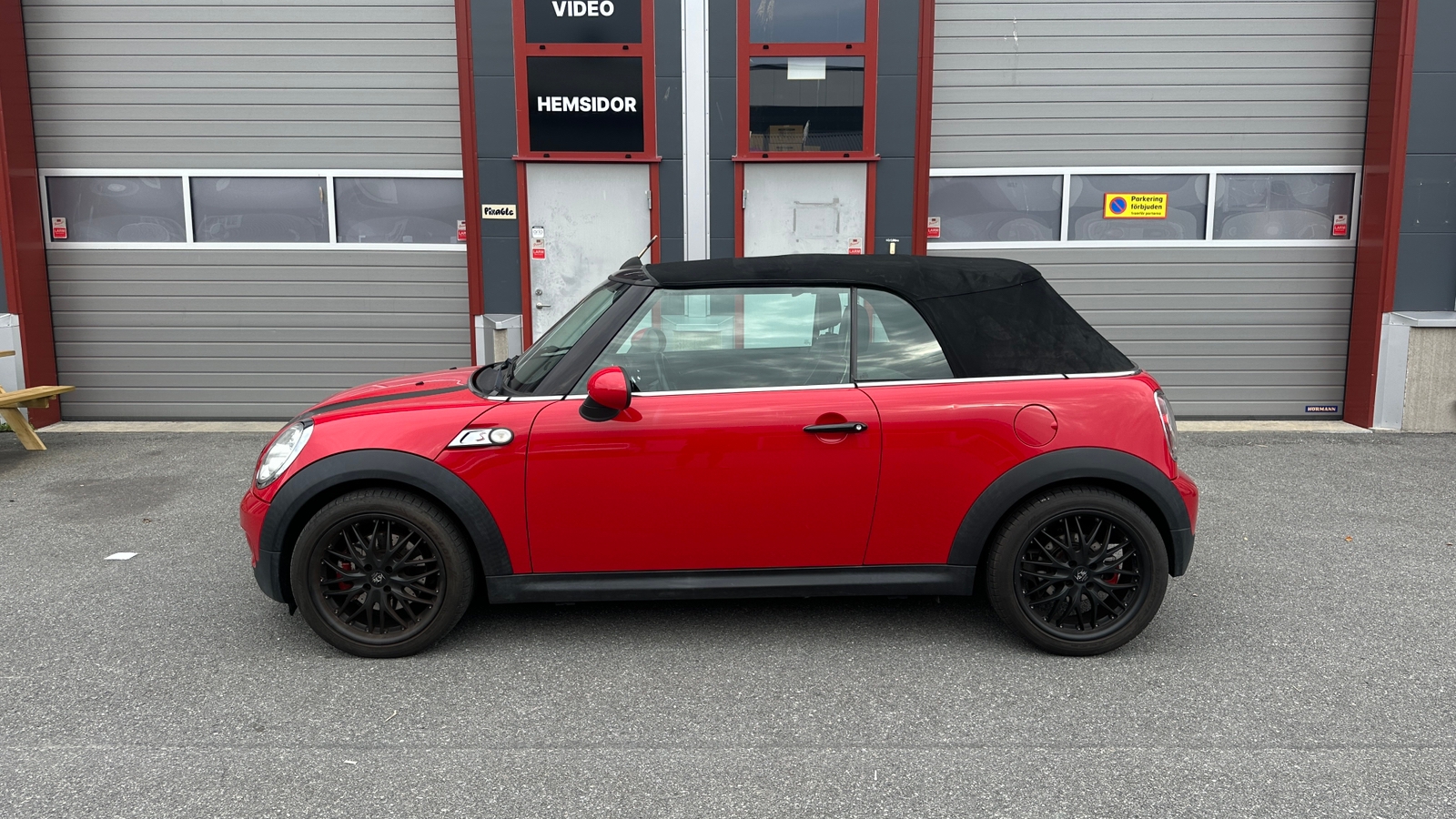 MINI Cooper S Convertible Manuell 2010, bild 2/10