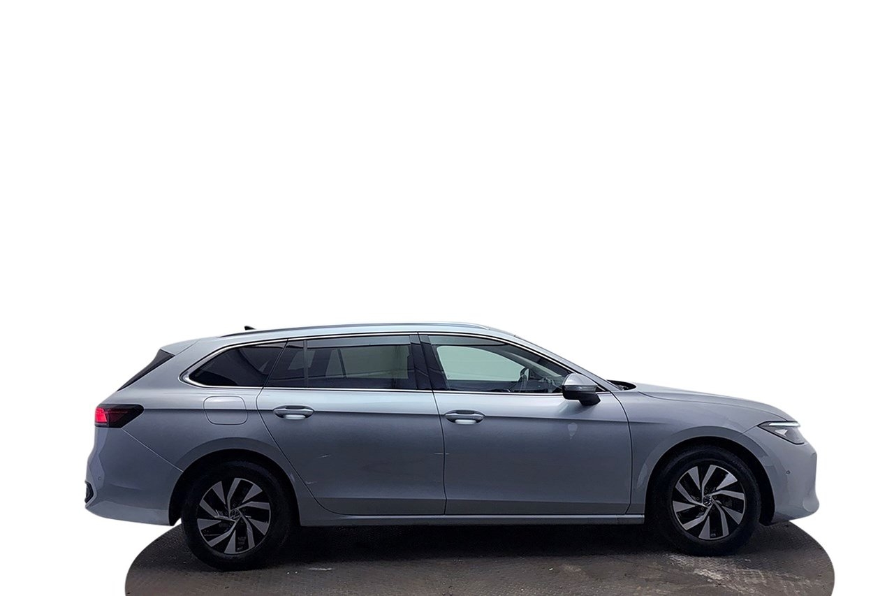 Volkswagen Passat 2024, bild 5/10