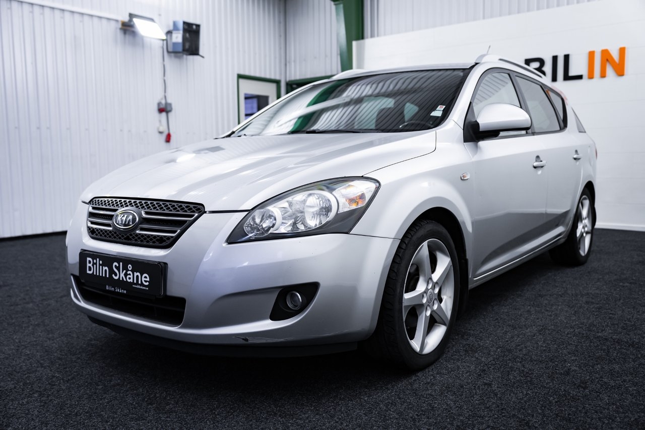 Kia Ceed cee'd_sw 2.0 CRDi Sport Drag 2008, bild 4/10