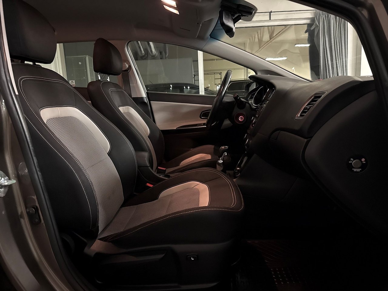 Kia Ceed SW 1.6 CRDi 128HK- 2 BRUKARE 2015, bild 6/10