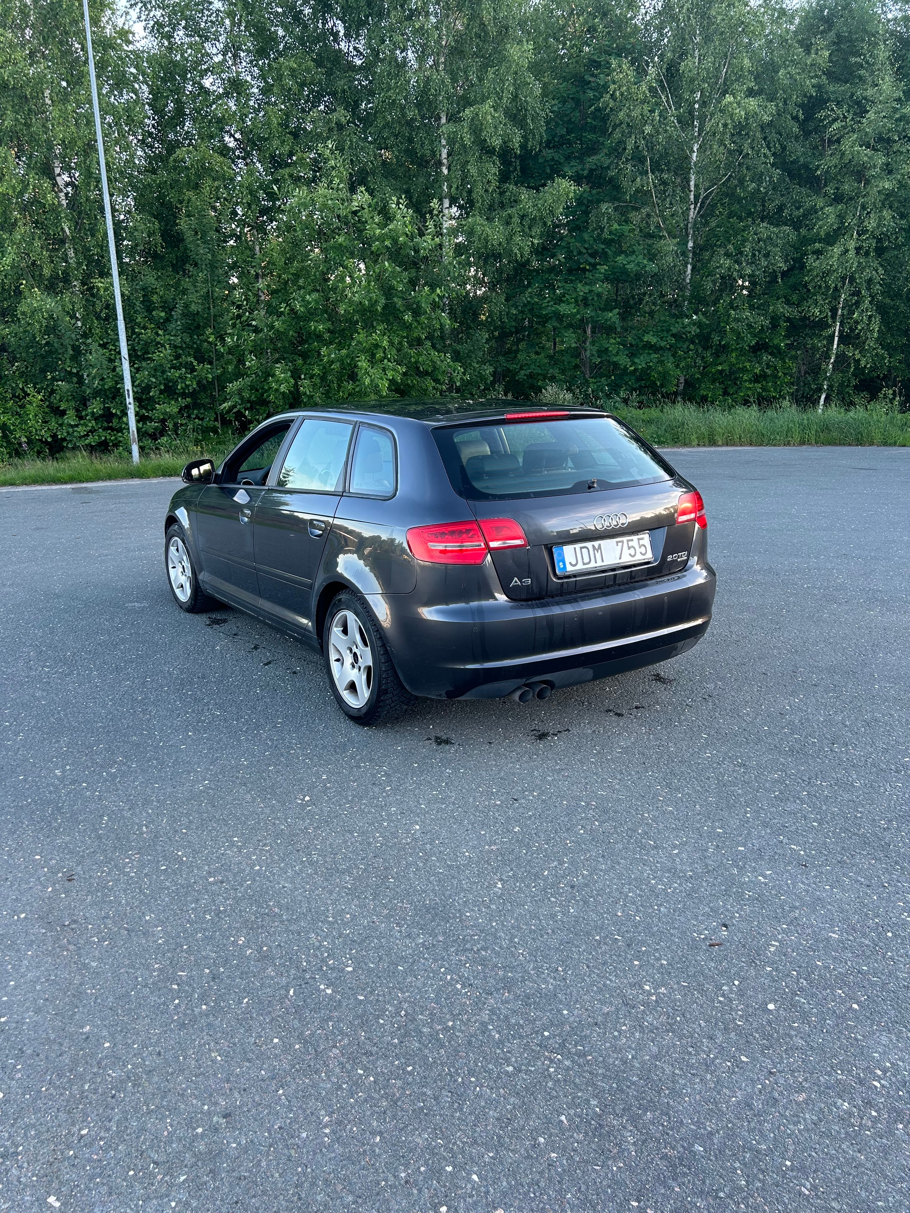Audi A3 2009, bild 2/5