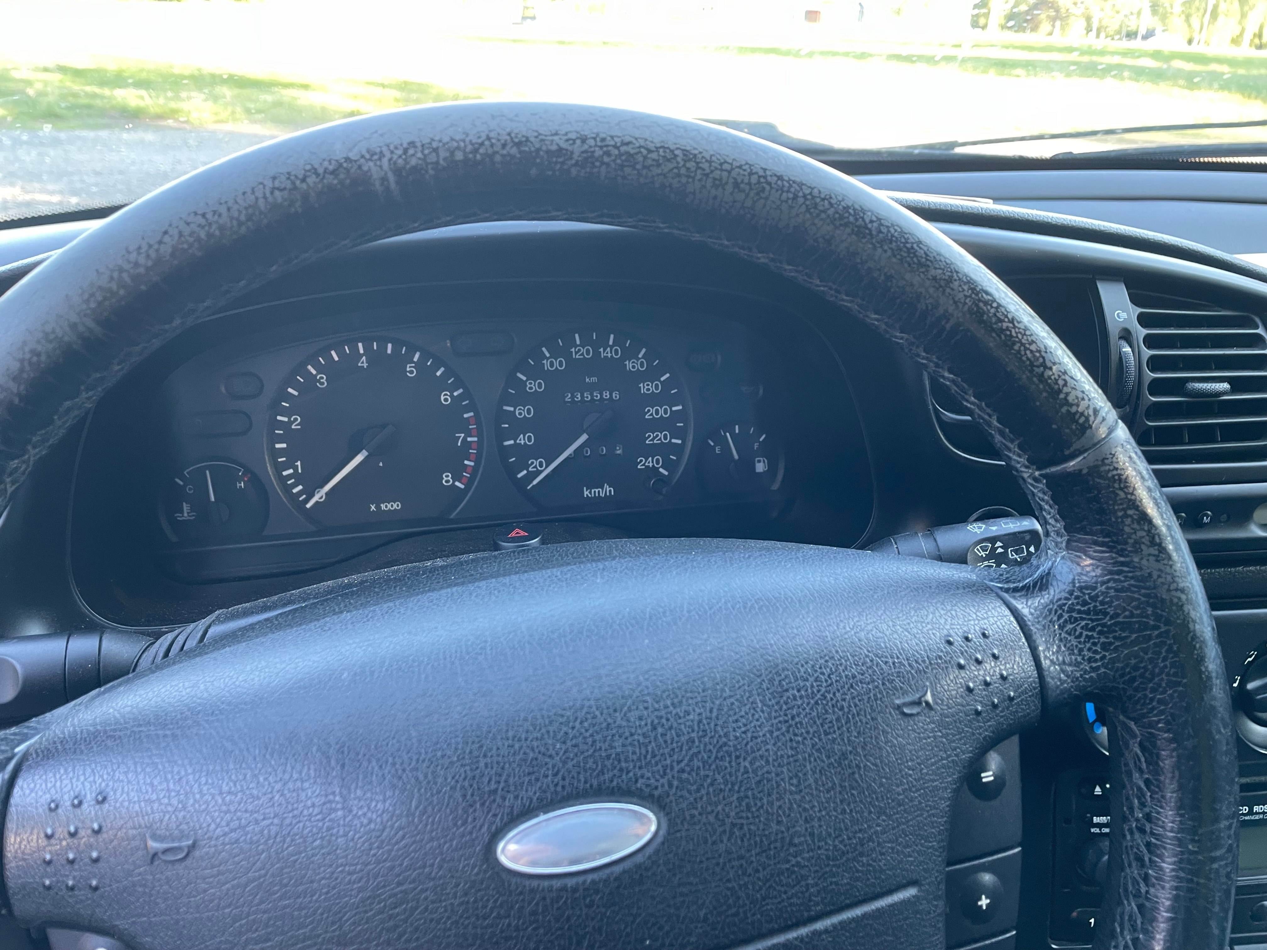 Ford Mondeo Halvkombi 2.0 Manuell 1999, bild 5/6