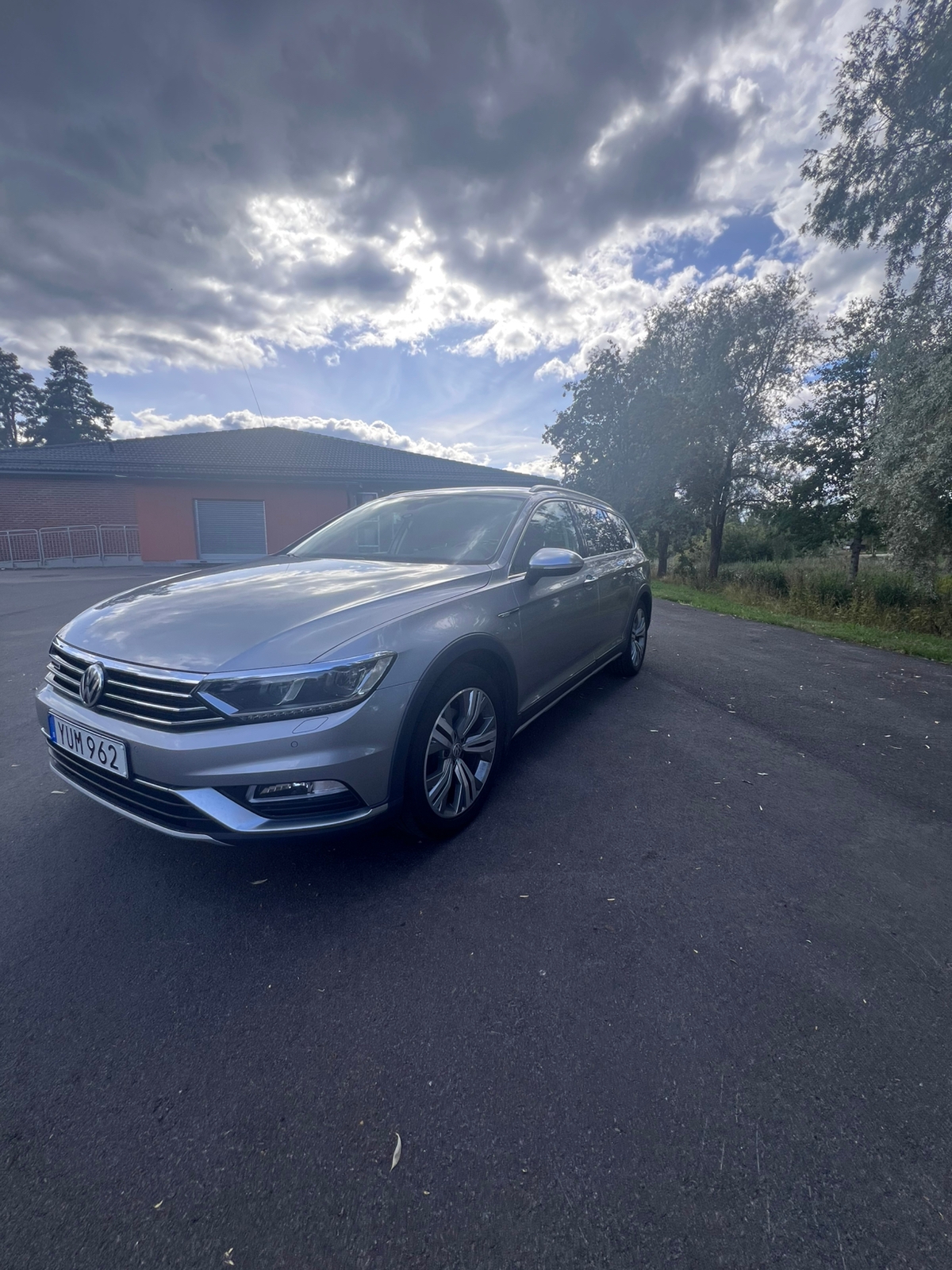 Volkswagen Passat 2019, bild 3/10