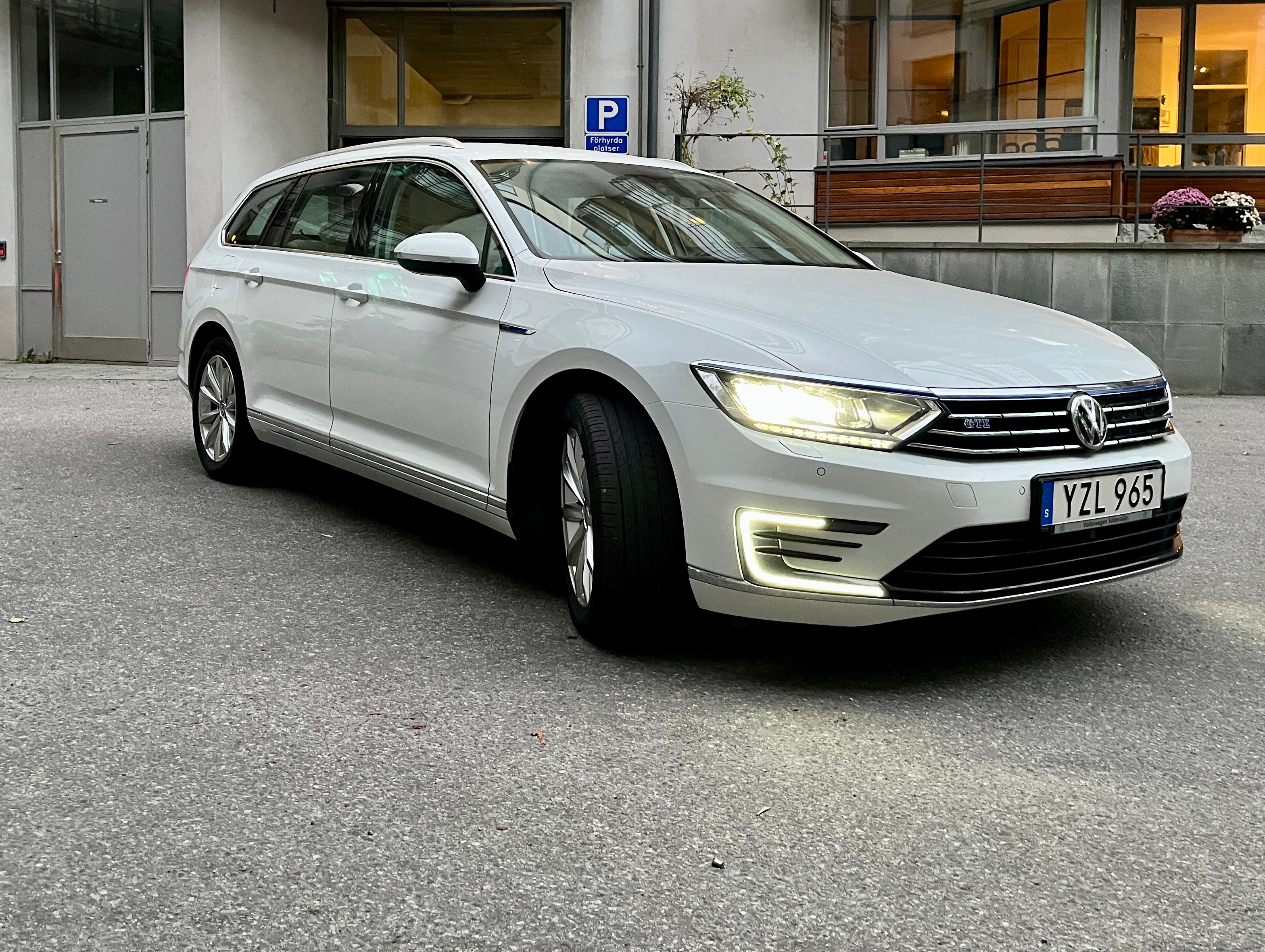Volkswagen Passat 2018, bild 4/10
