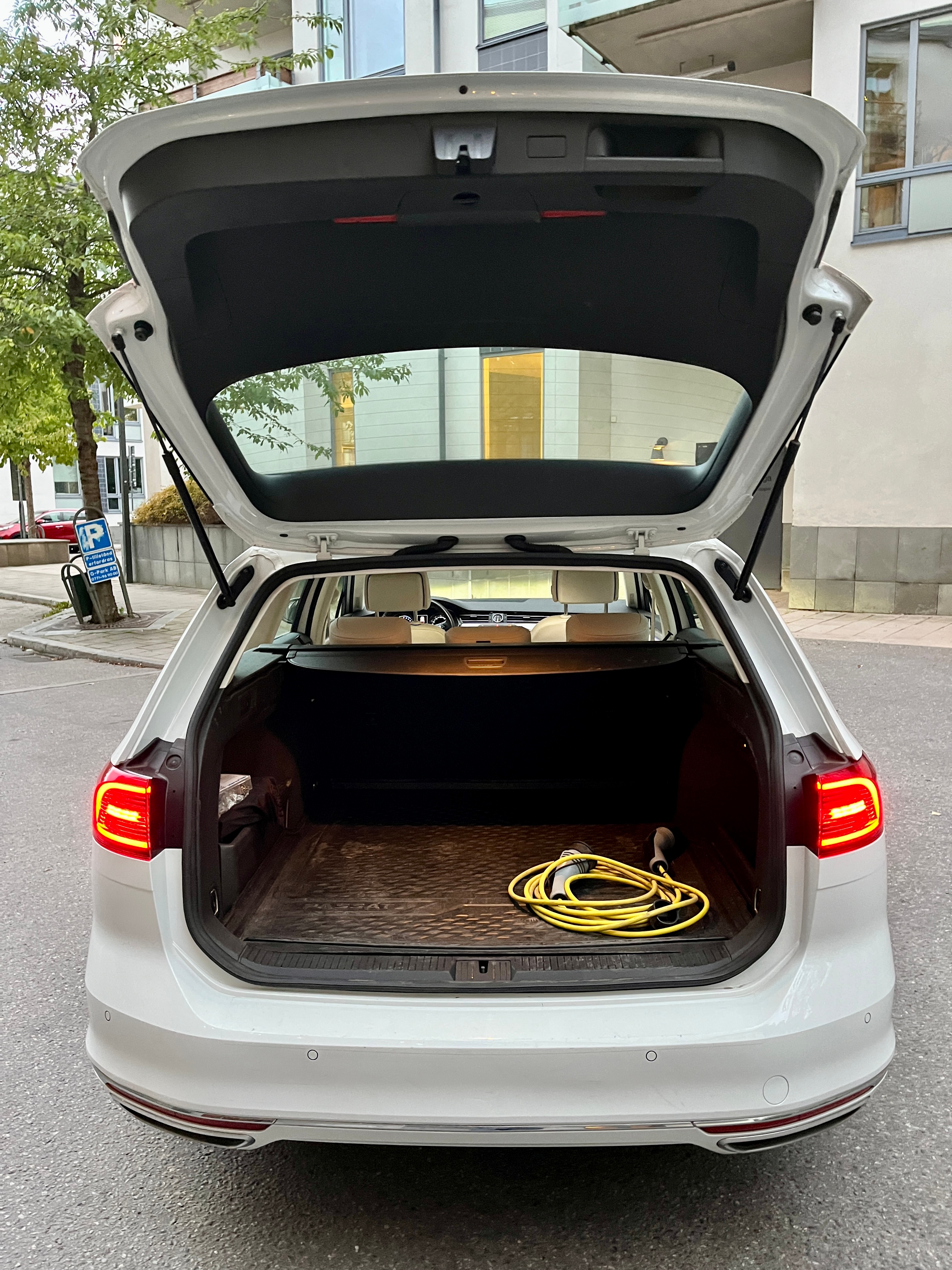 Volkswagen Passat 2018, bild 6/10