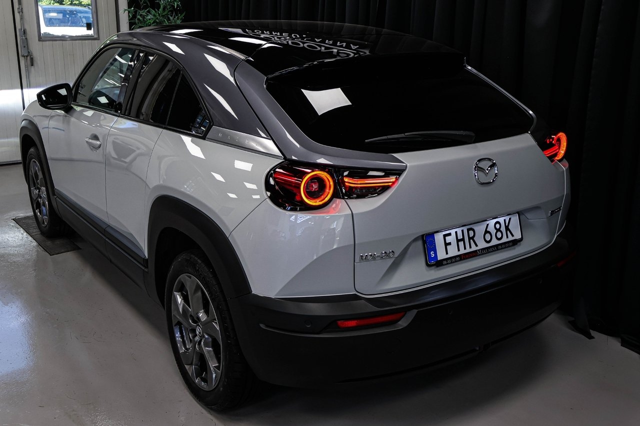 Mazda MX-30 e-Skyactiv EV 2021, photo 7/10