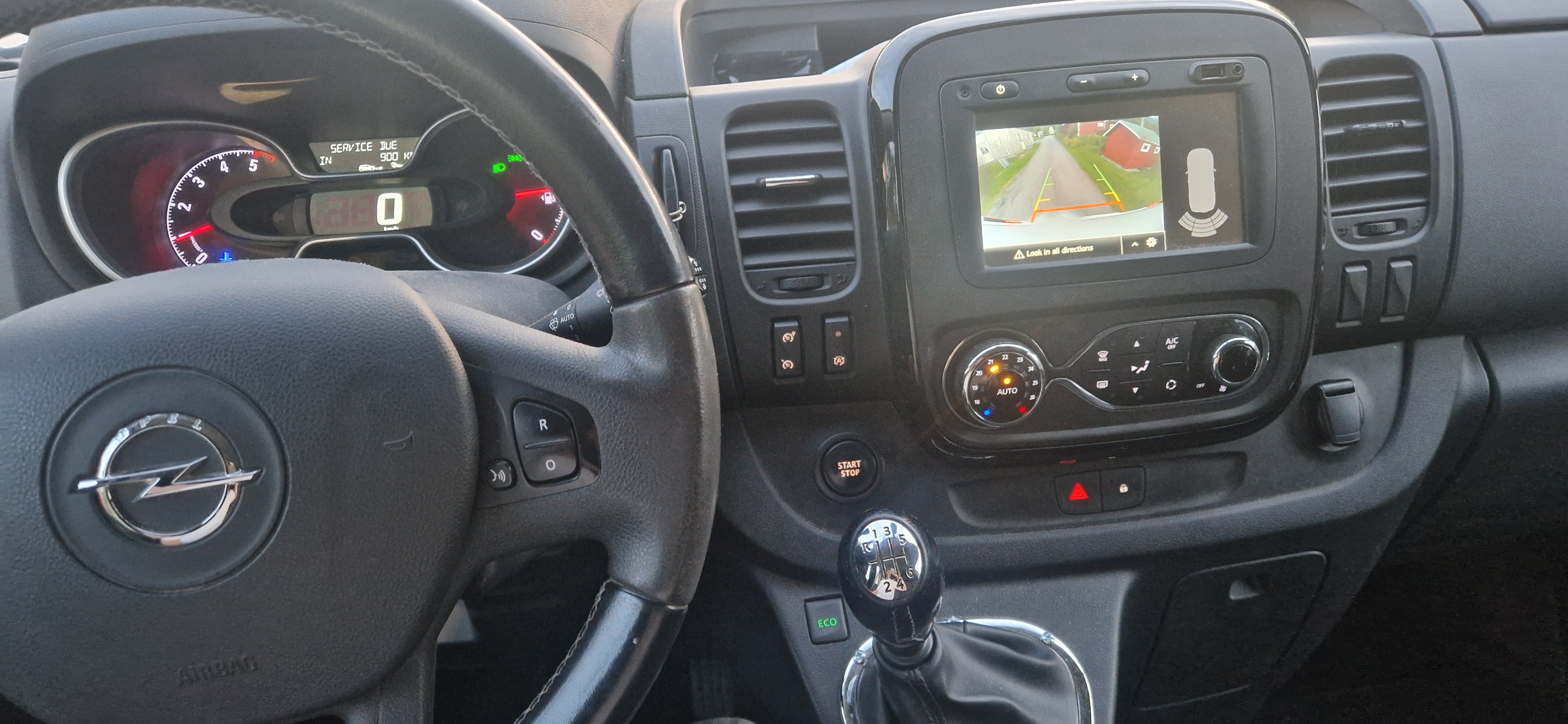 Opel Vivaro 2017, bild 7/10