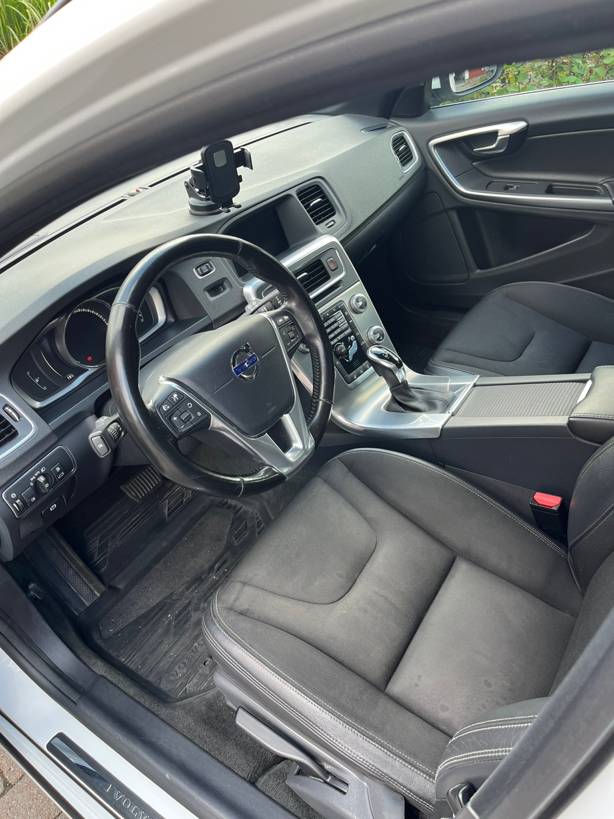 Volvo V60 D4 AWD Geartronic 2017, bild 5/8