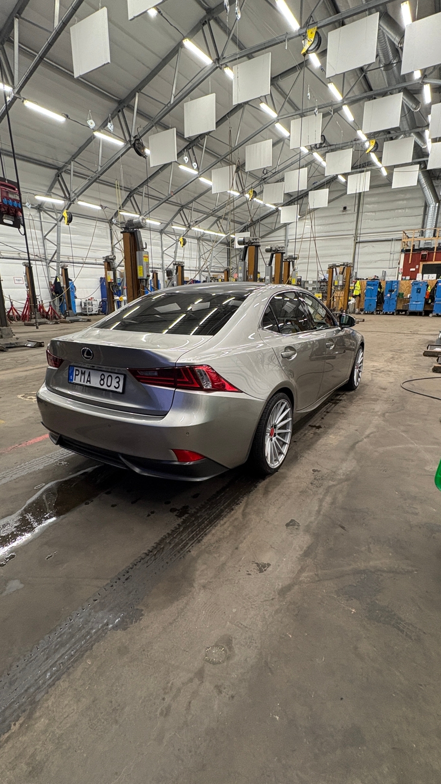 Lexus IS 300h 2.5 CVT 2014, bild 4/9