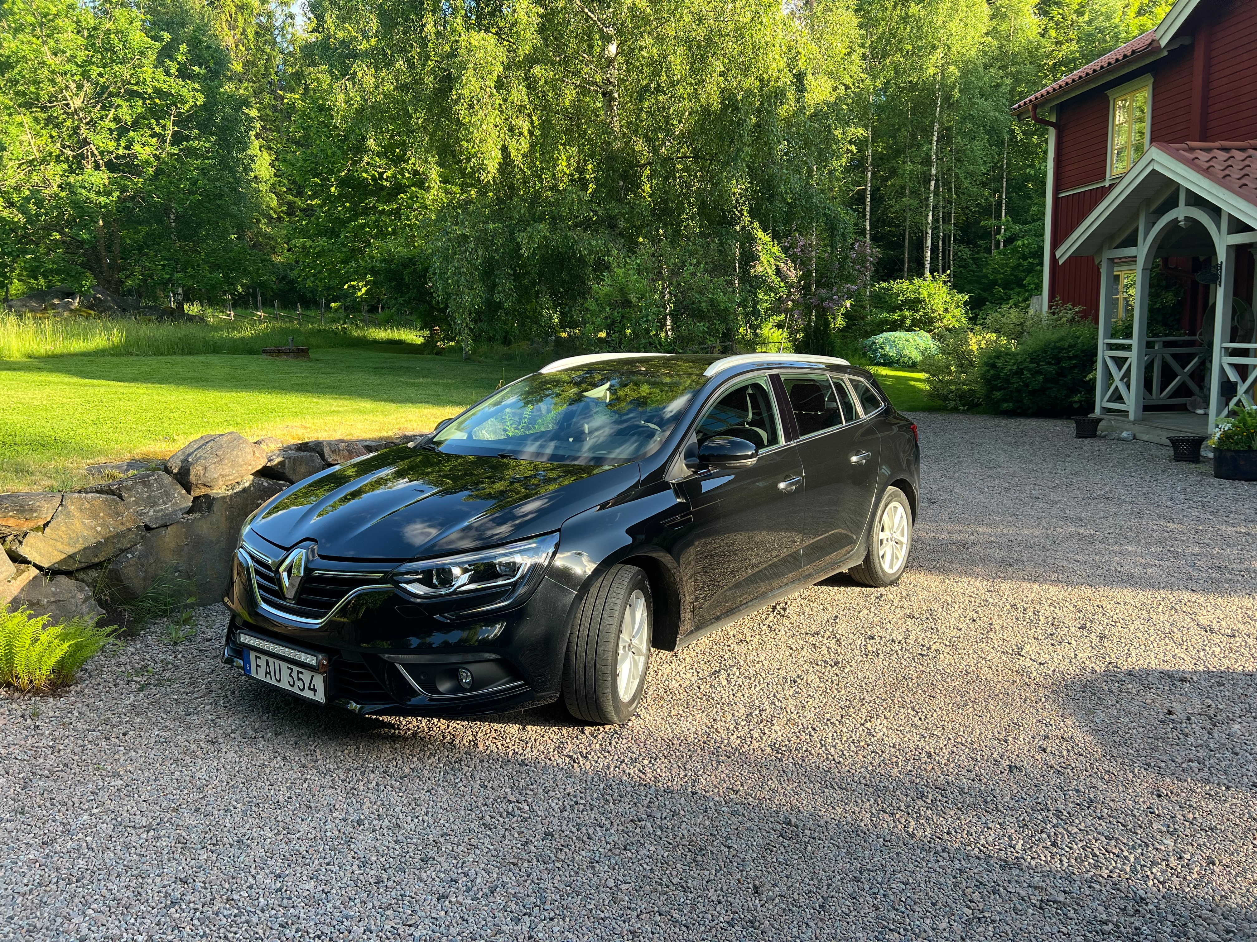 Renault Megane 2018, bild 2/10