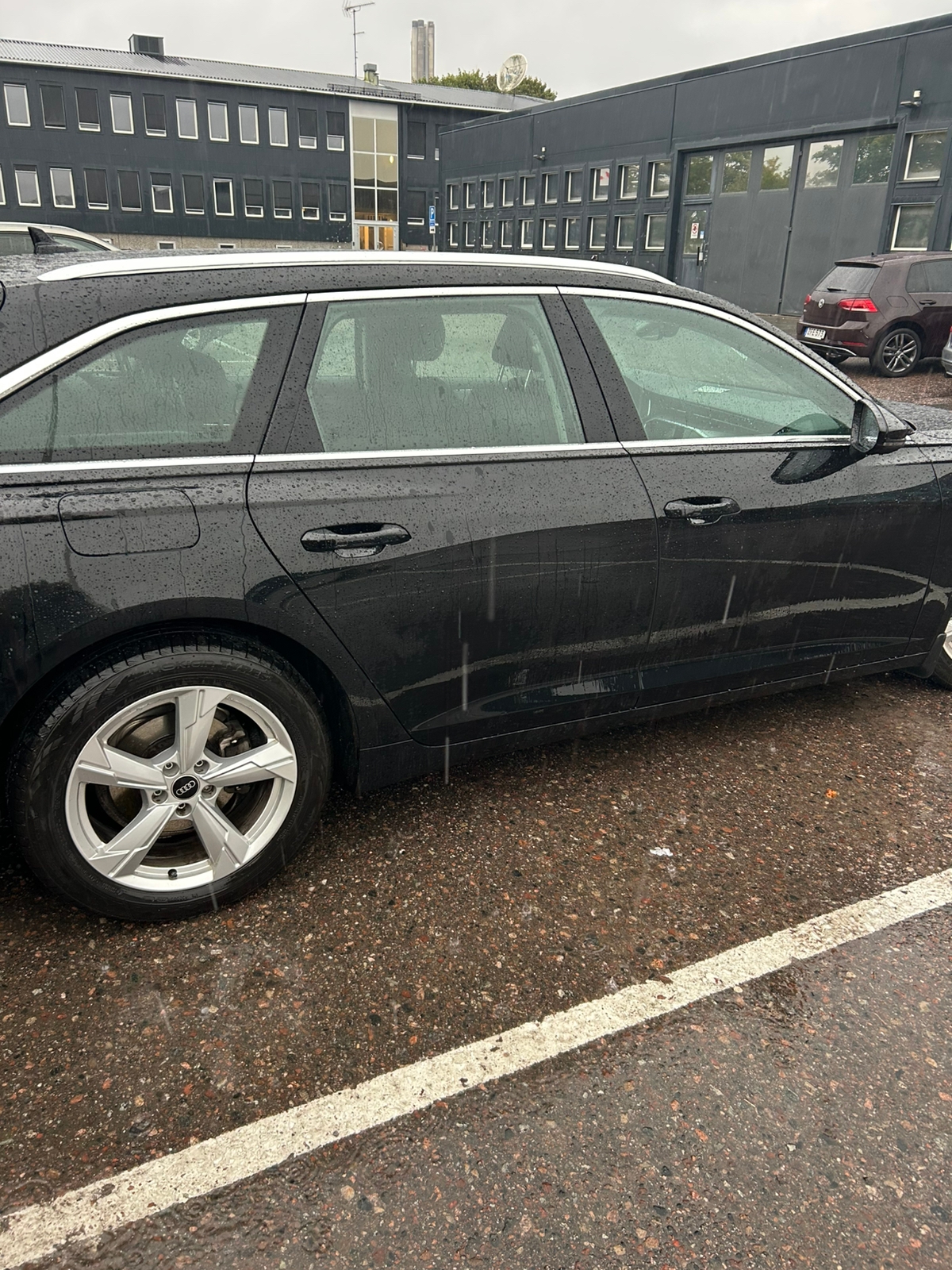Audi A6 Avant 40 TDI quattro S Tronic 2023, bild 6/6