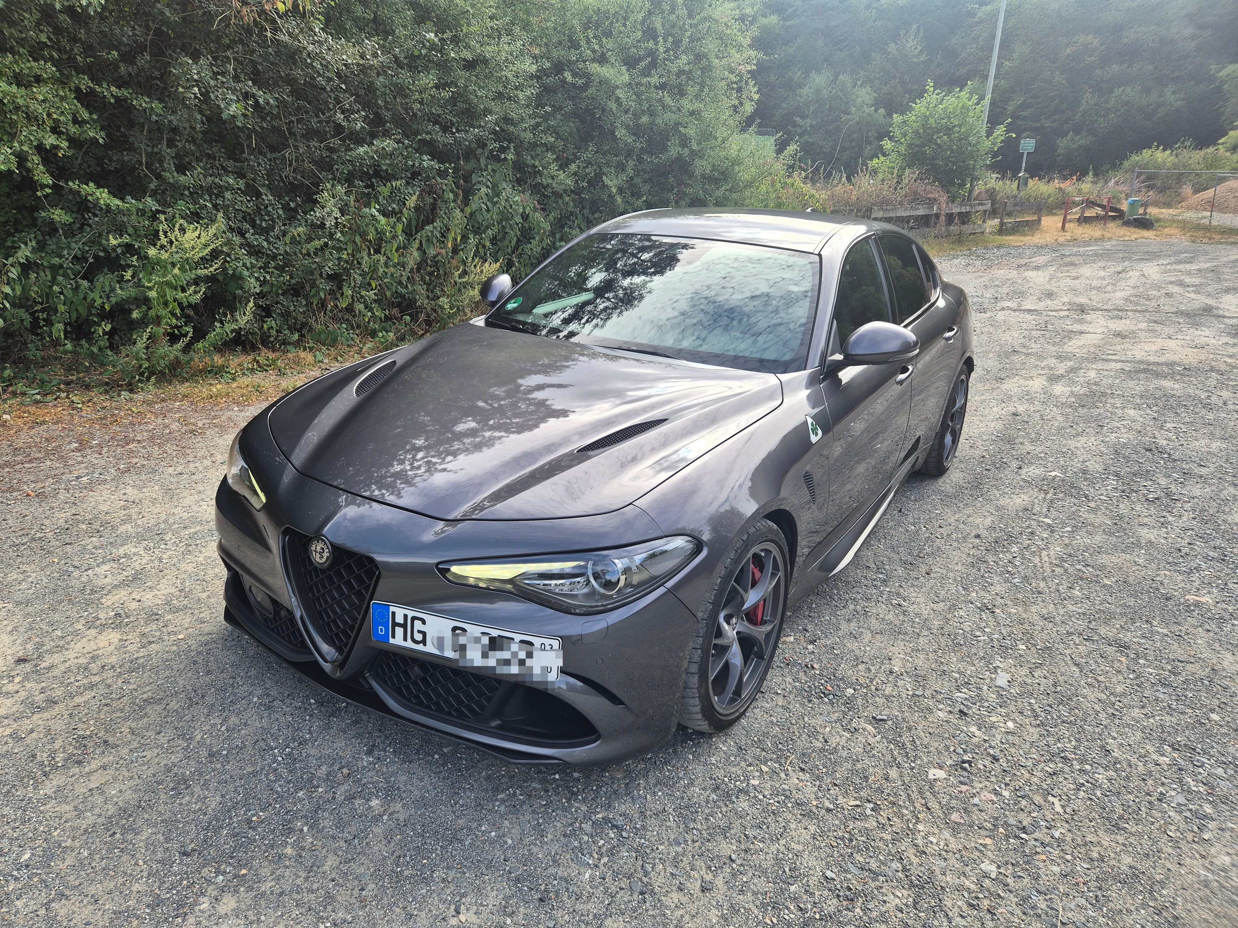Alfa Romeo Giulia Quadrifoglio 2017, bild 3/10