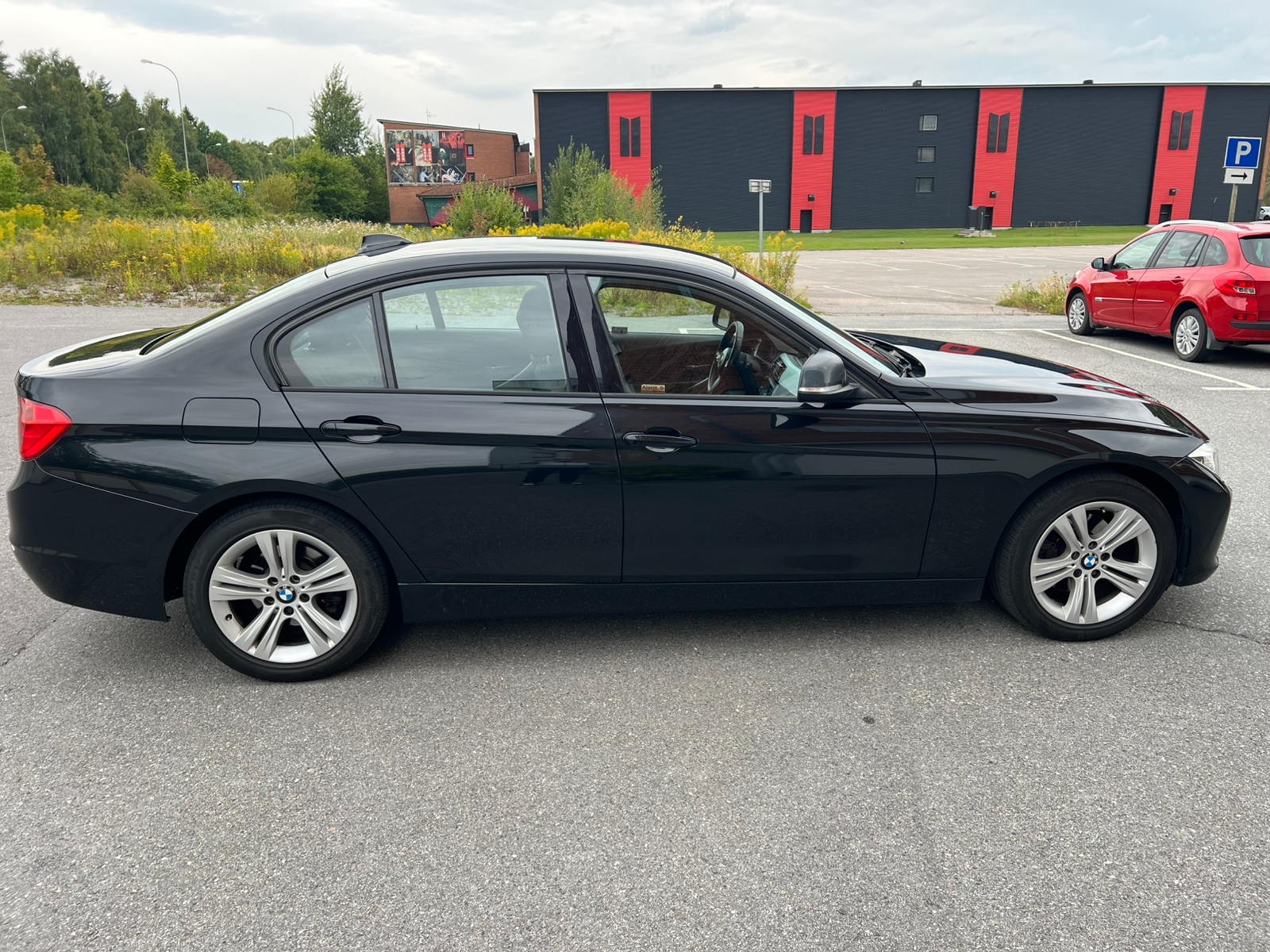 BMW 320 d xDrive Sedan Manuell 2014, bild 6/10