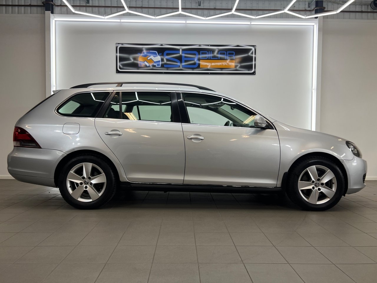 Volkswagen Golf 2010, bild 6/10