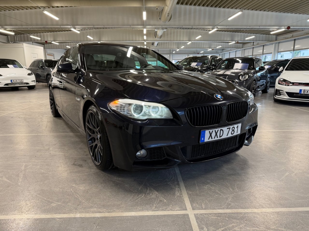 BMW 550 i Sedan M Sport Taklucka 2011, photo 2/10